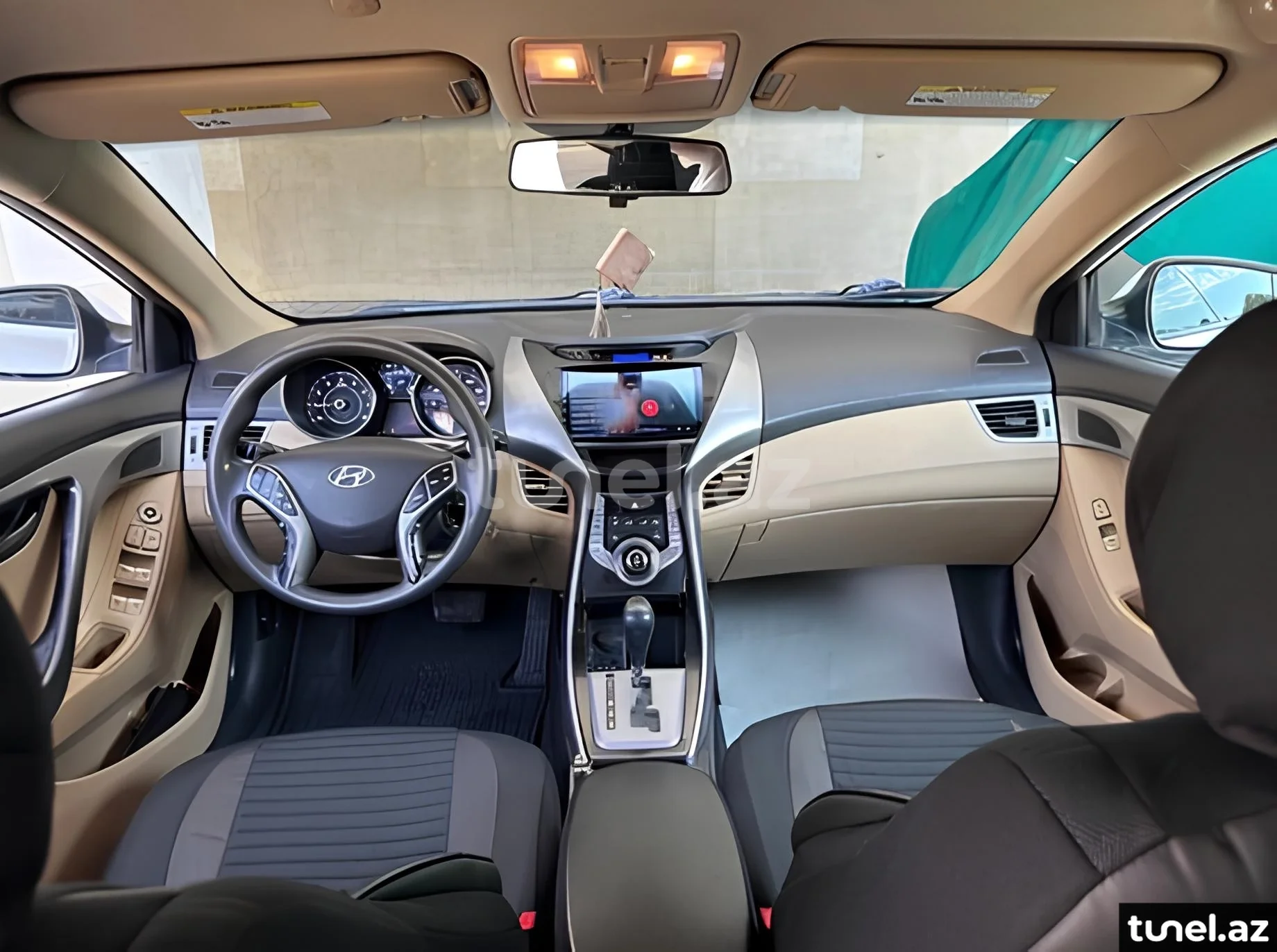 Hyundai Elantra 2013