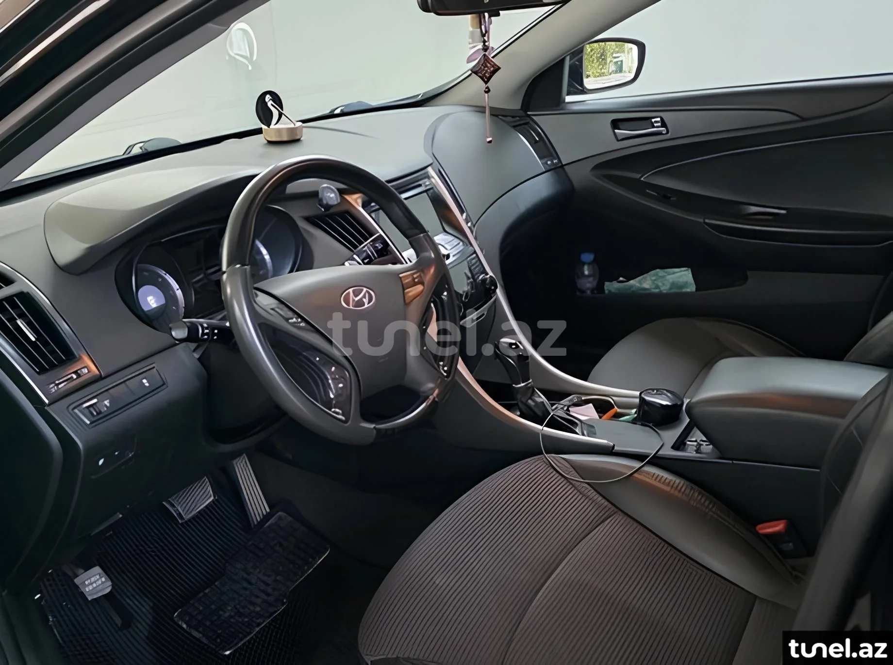 Hyundai Sonata 2010