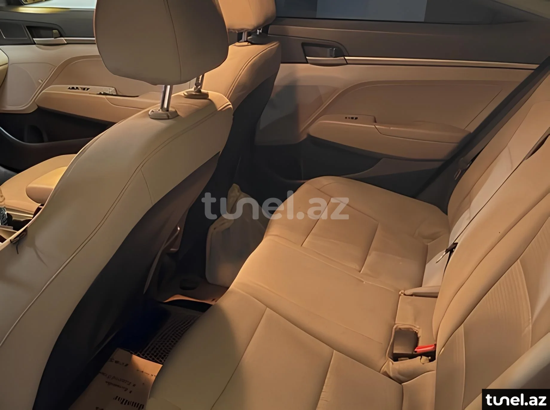 Hyundai Elantra 2016