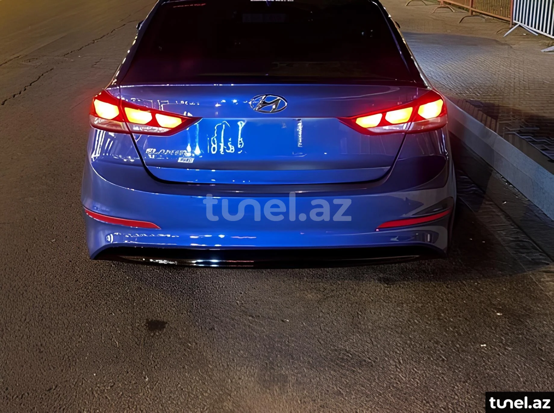 Hyundai Elantra 2016