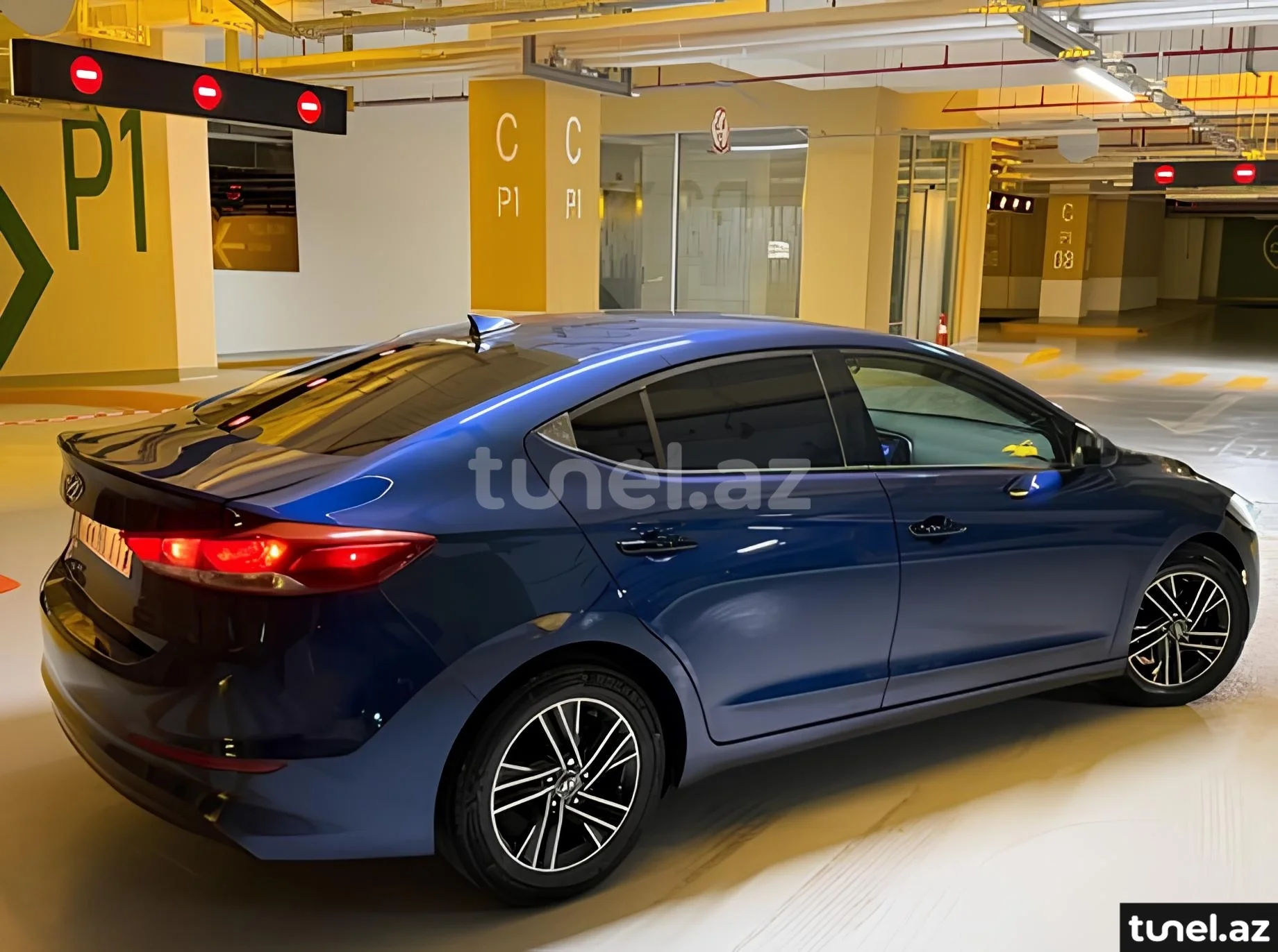 Hyundai Elantra 2016