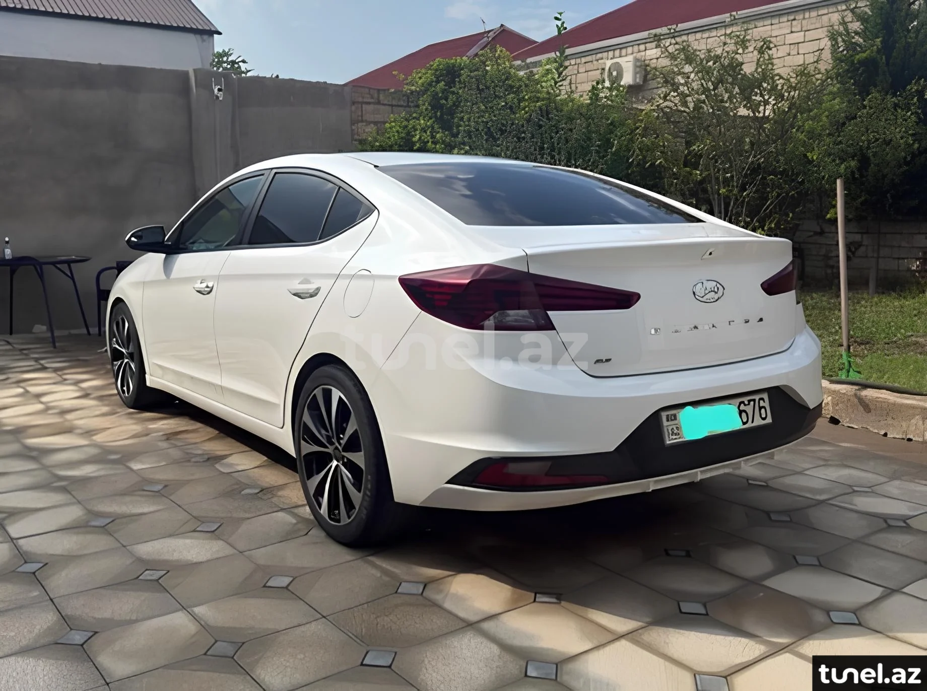Hyundai Elantra 2018