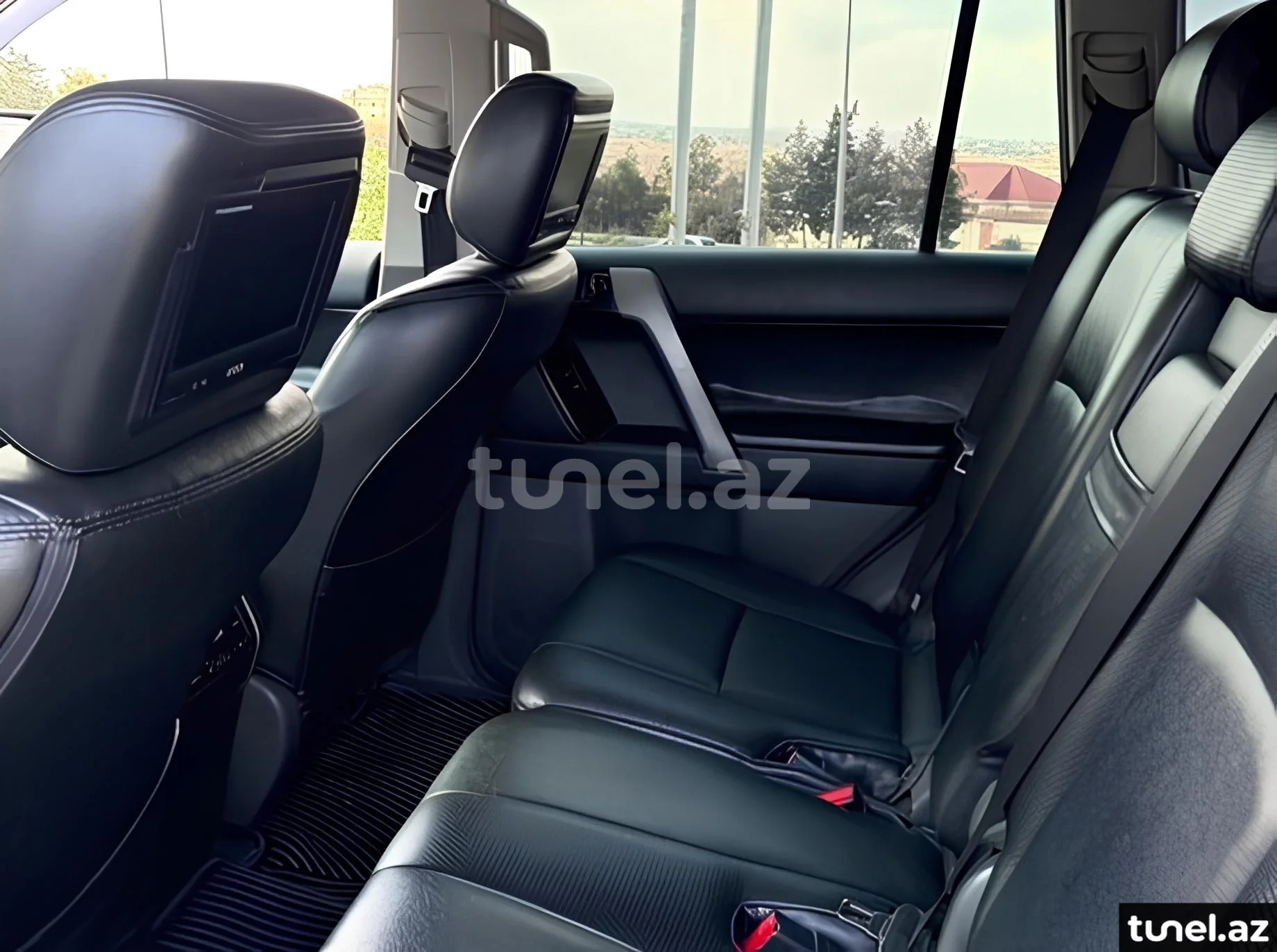 Toyota Land Cruiser Prado 2010