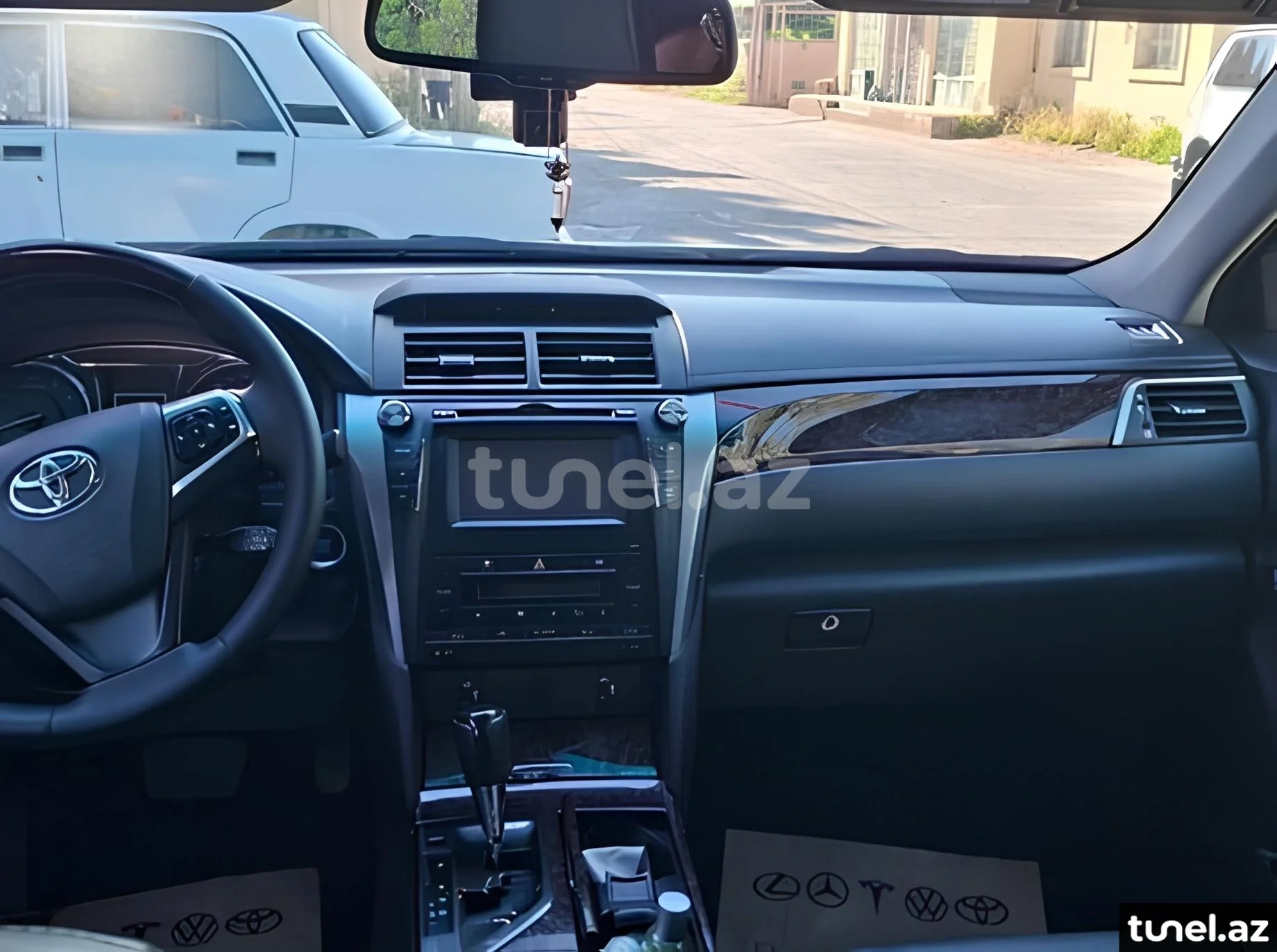 Toyota Camry 2015