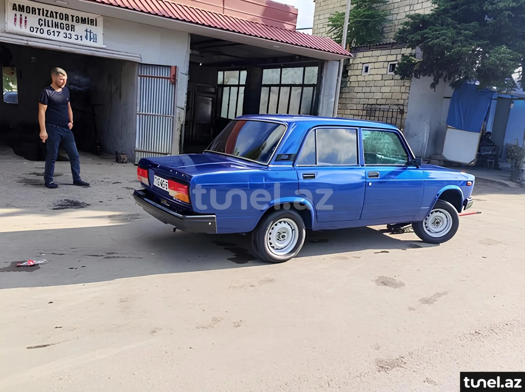 LADA (VAZ) 2107 2004