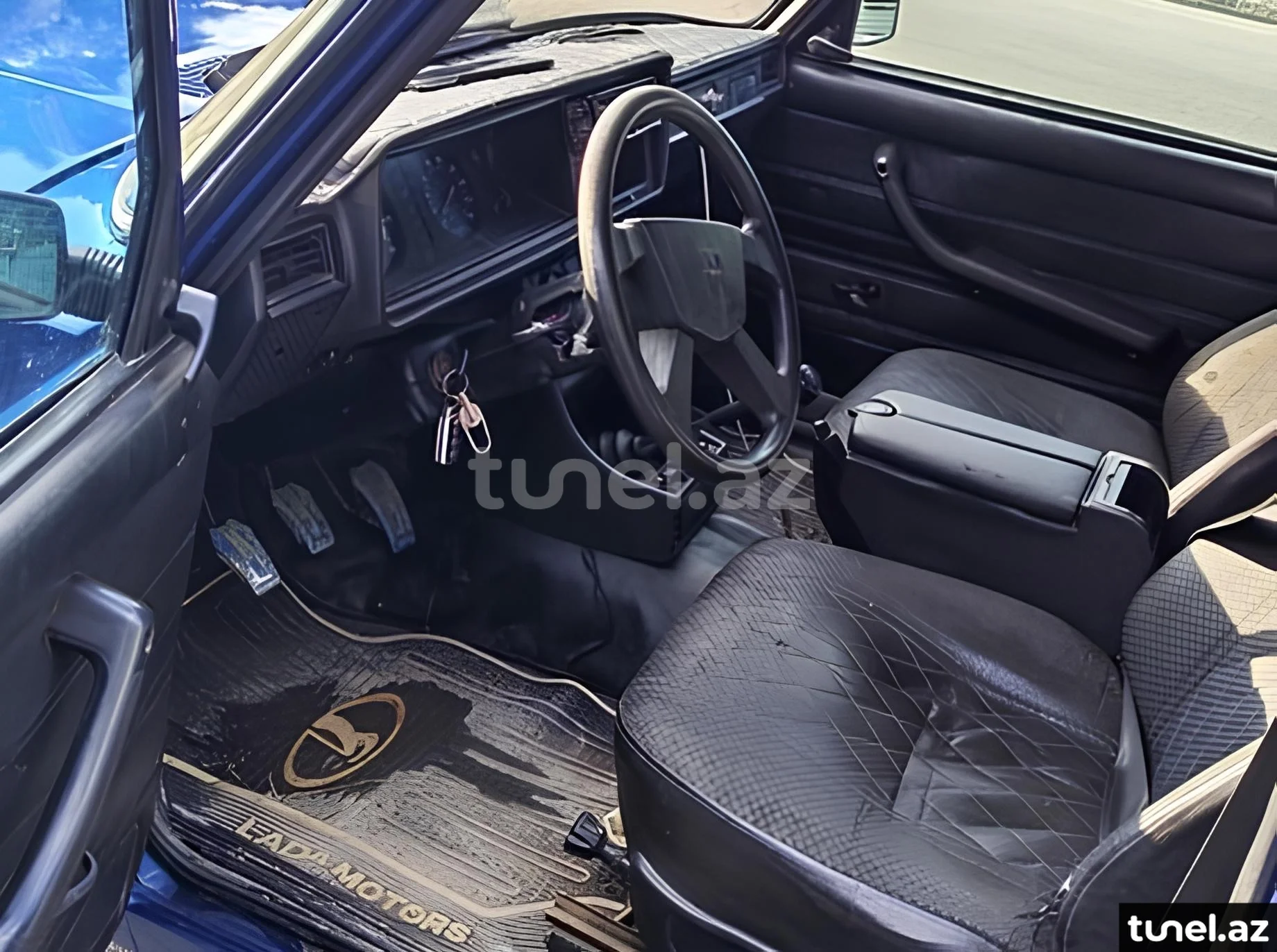 LADA (VAZ) 2107 2004