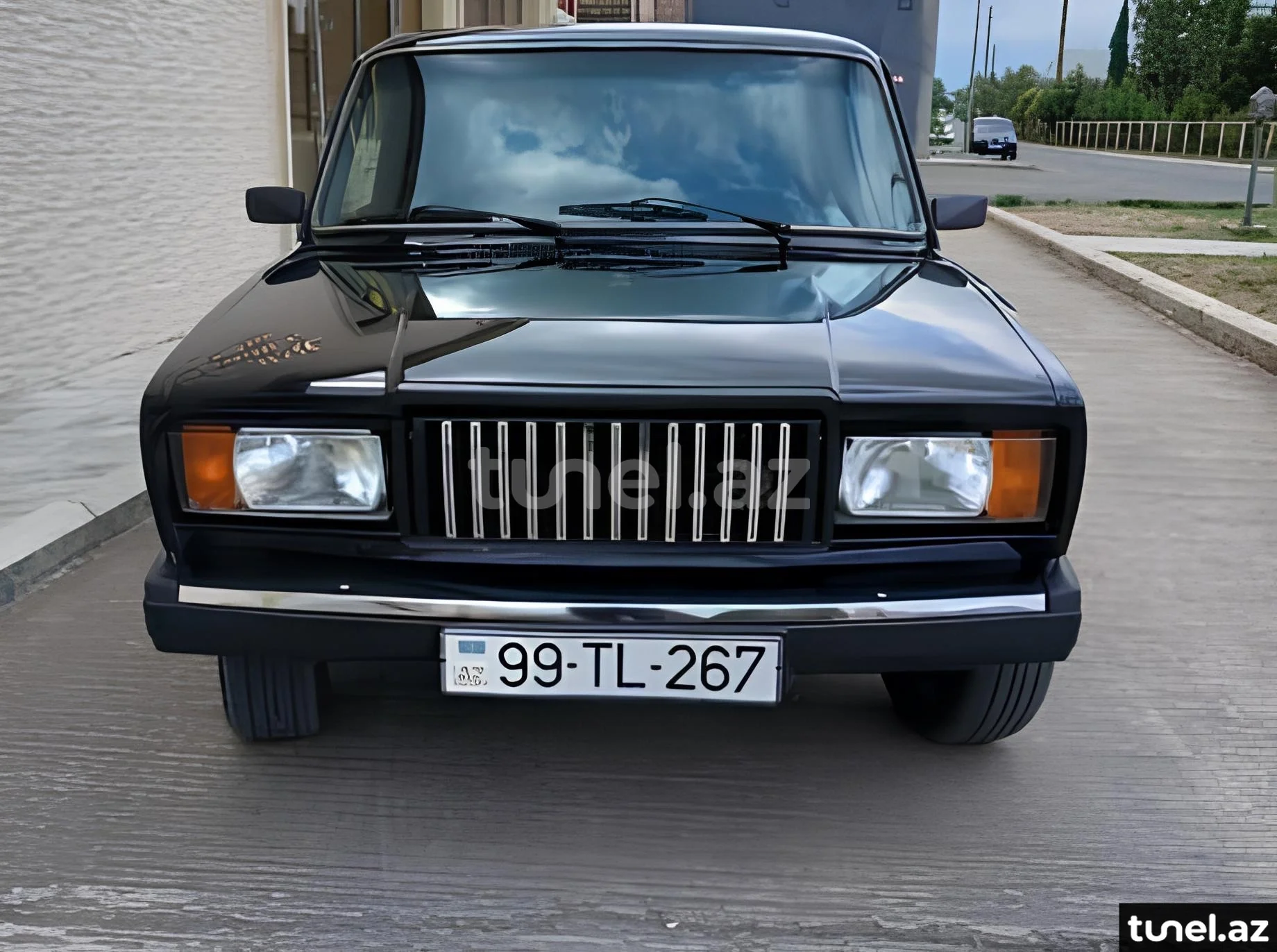 LADA (VAZ) 2107 2010