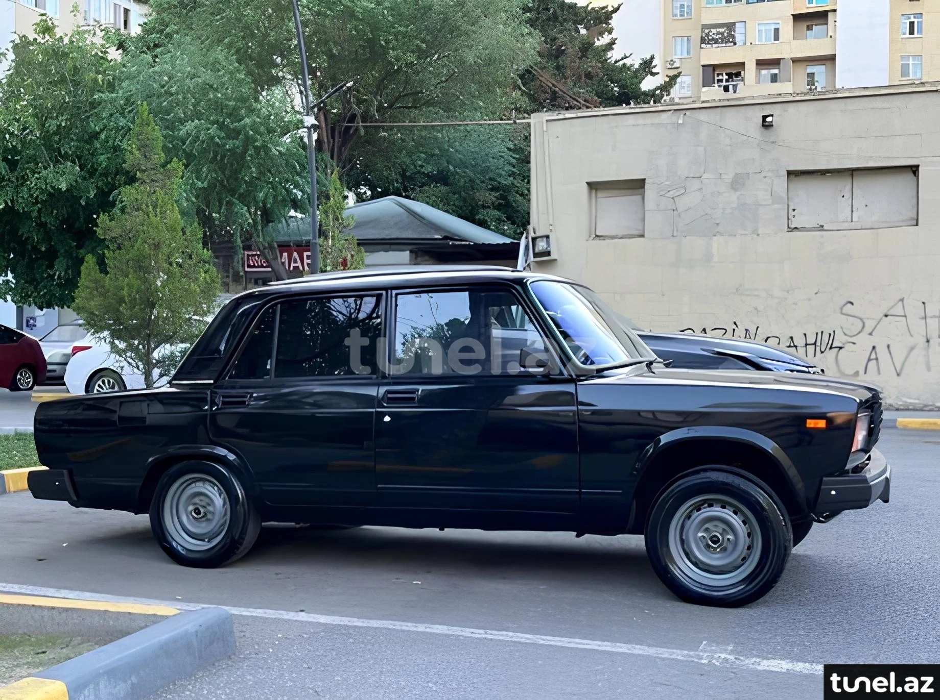LADA (VAZ) 2107 2010