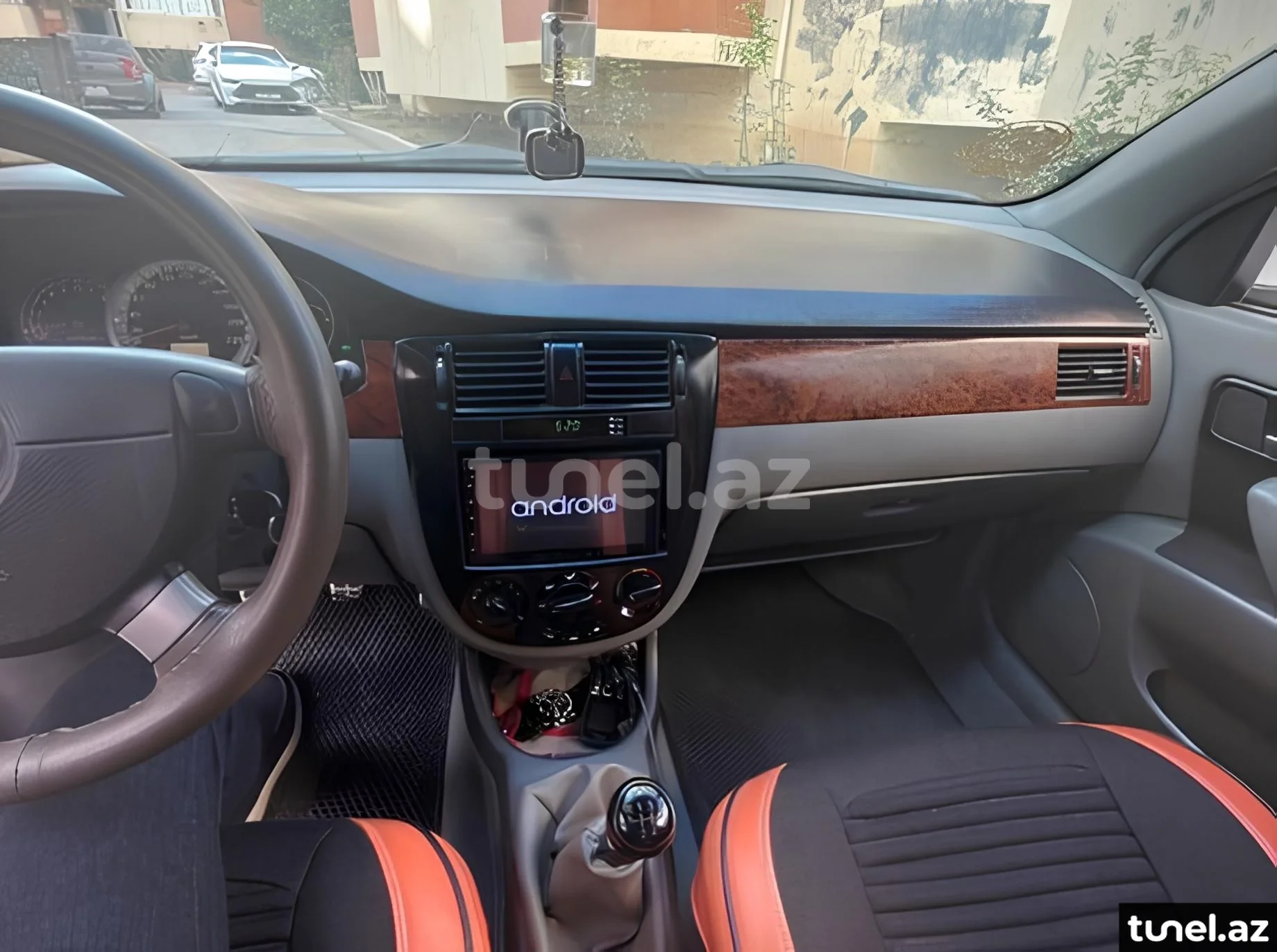 Daewoo Gentra 2014
