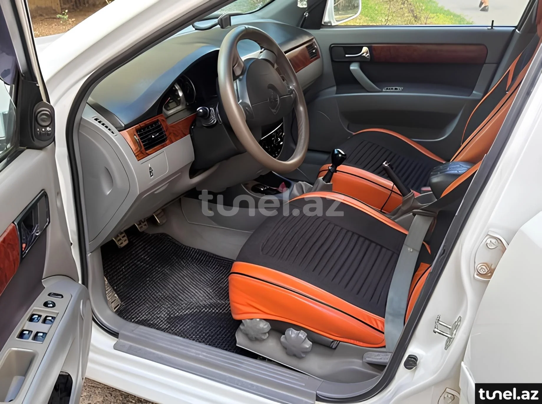 Daewoo Gentra 2014
