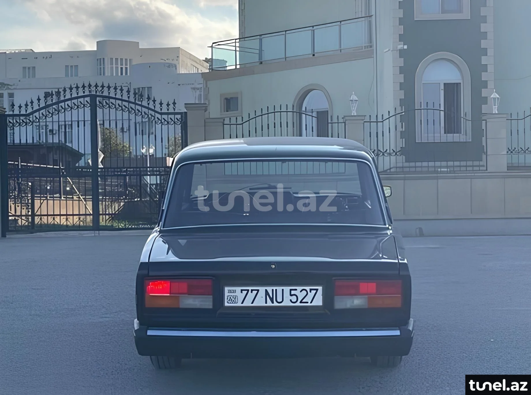 LADA (VAZ) 2107 2010