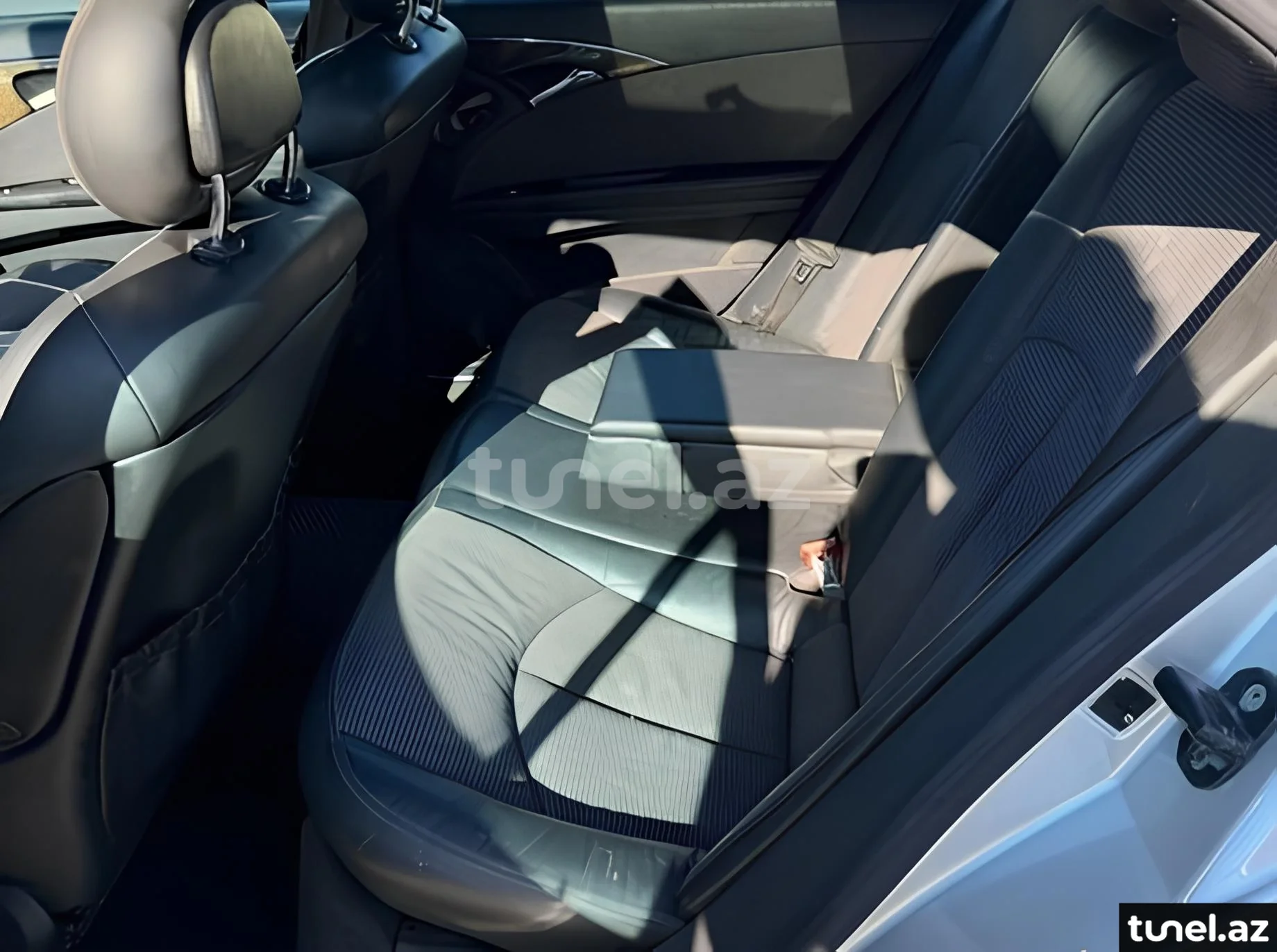Mercedes E 220 2002