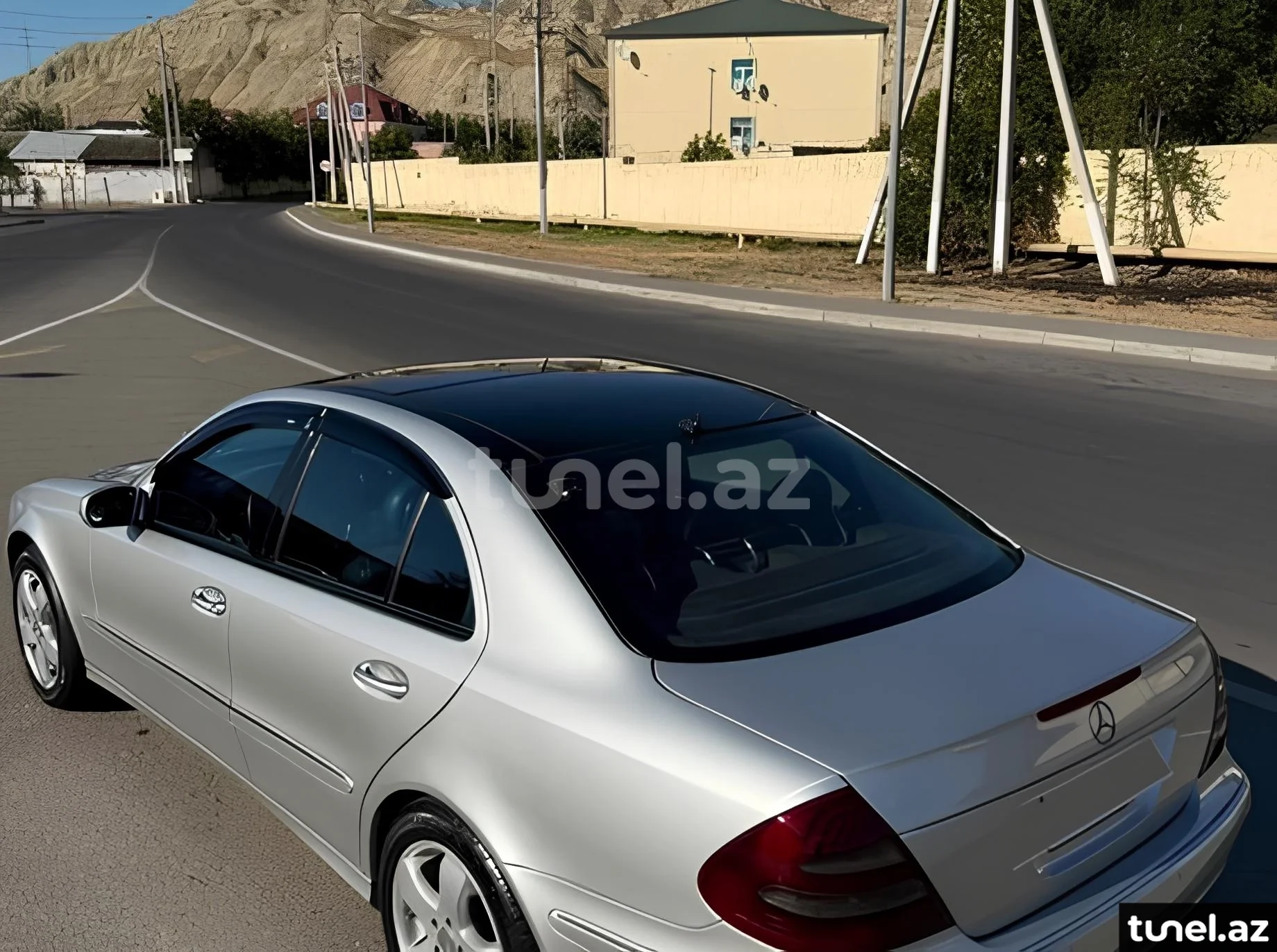 Mercedes E 220 2002