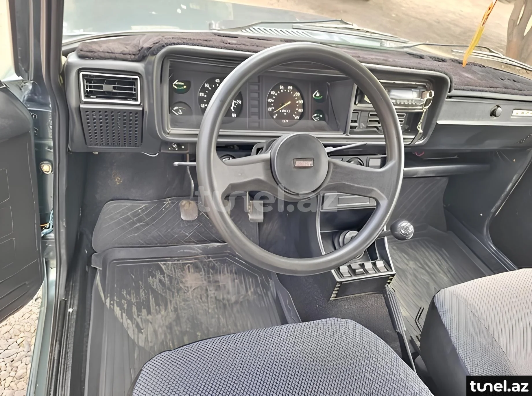LADA (VAZ) 2107 2011