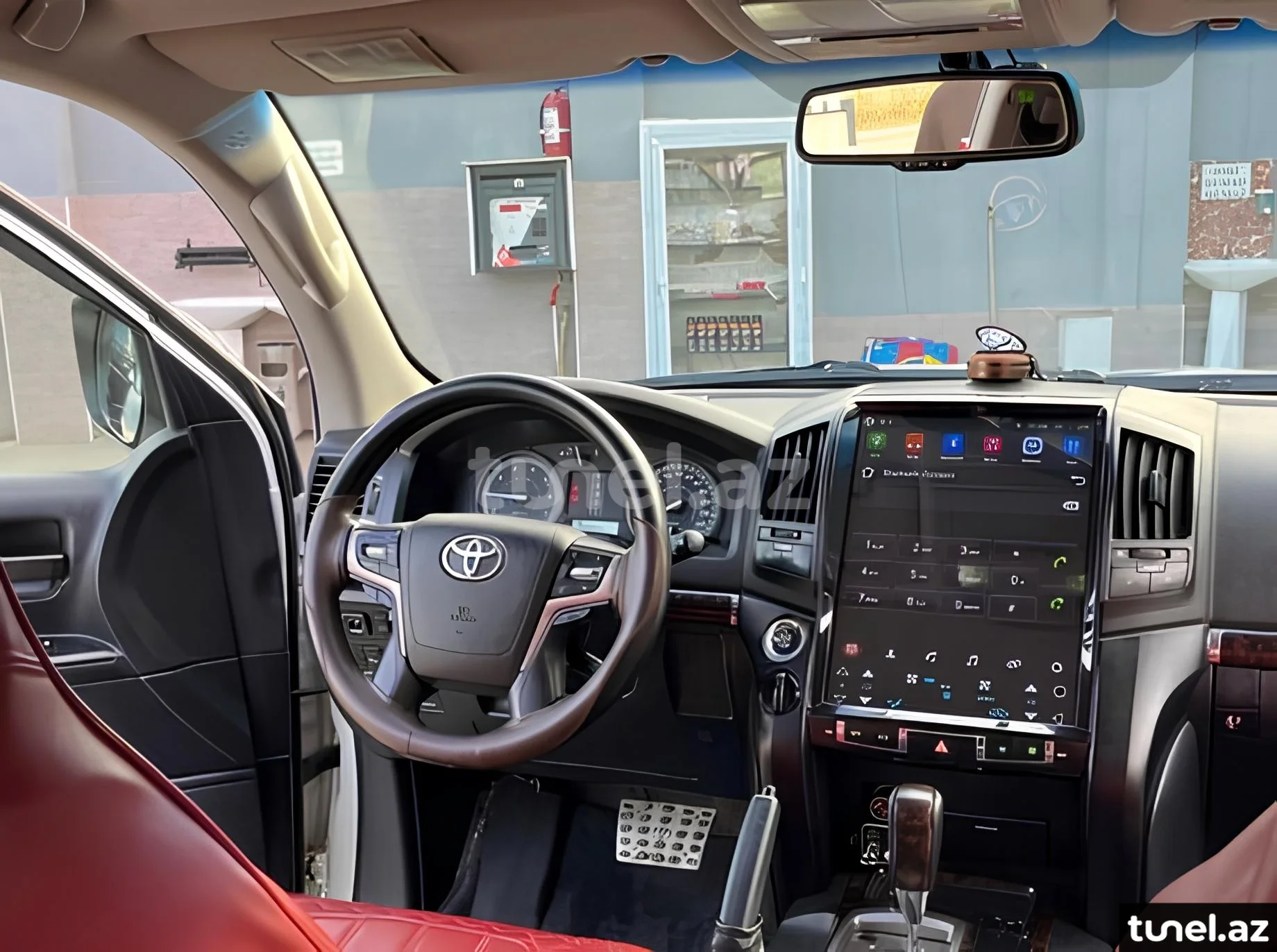 Toyota Land Cruiser 2013
