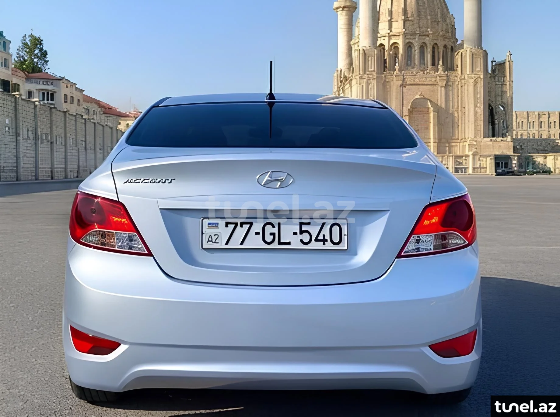Hyundai Accent 2012