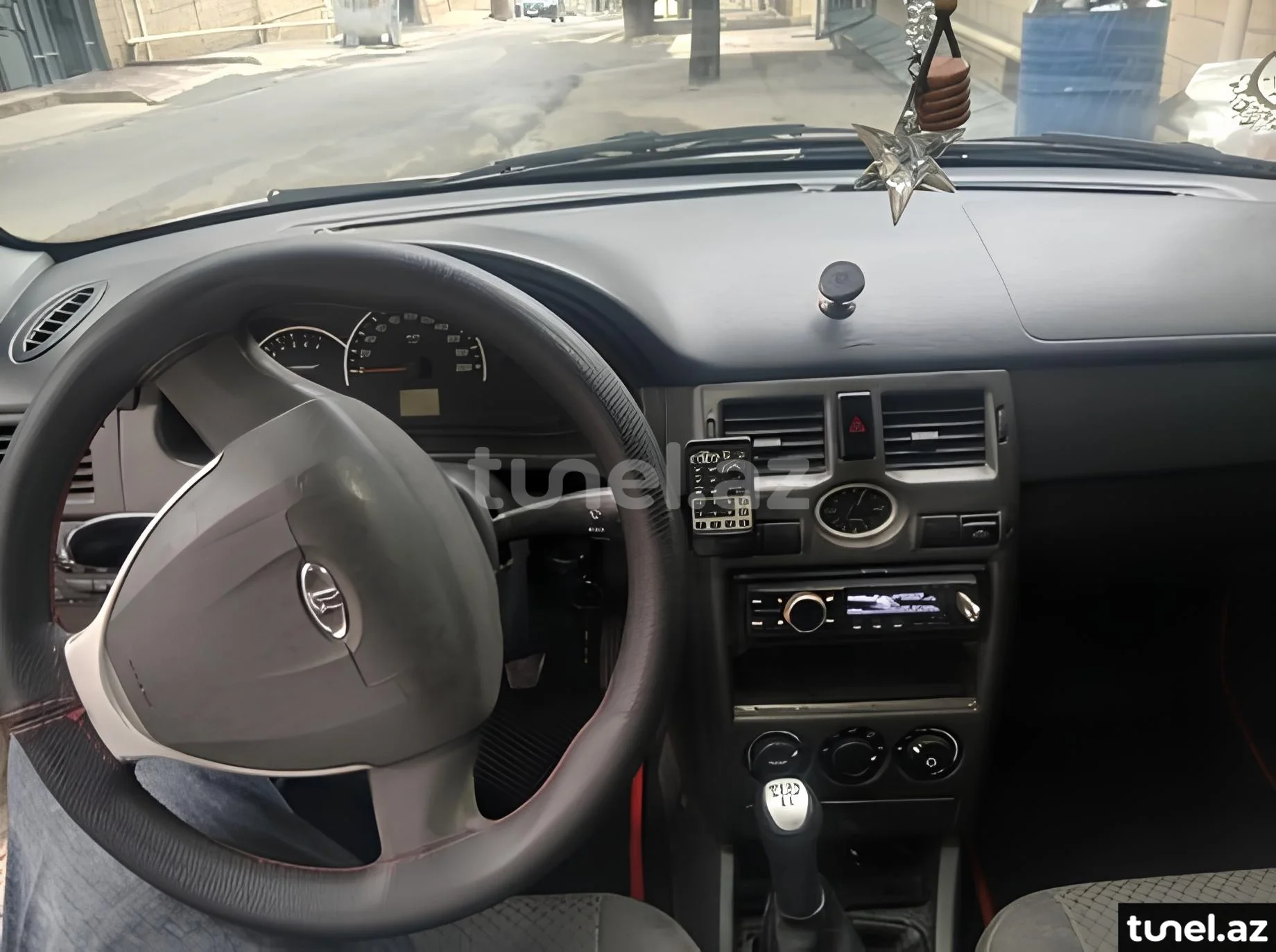 LADA (VAZ) Priora 2013