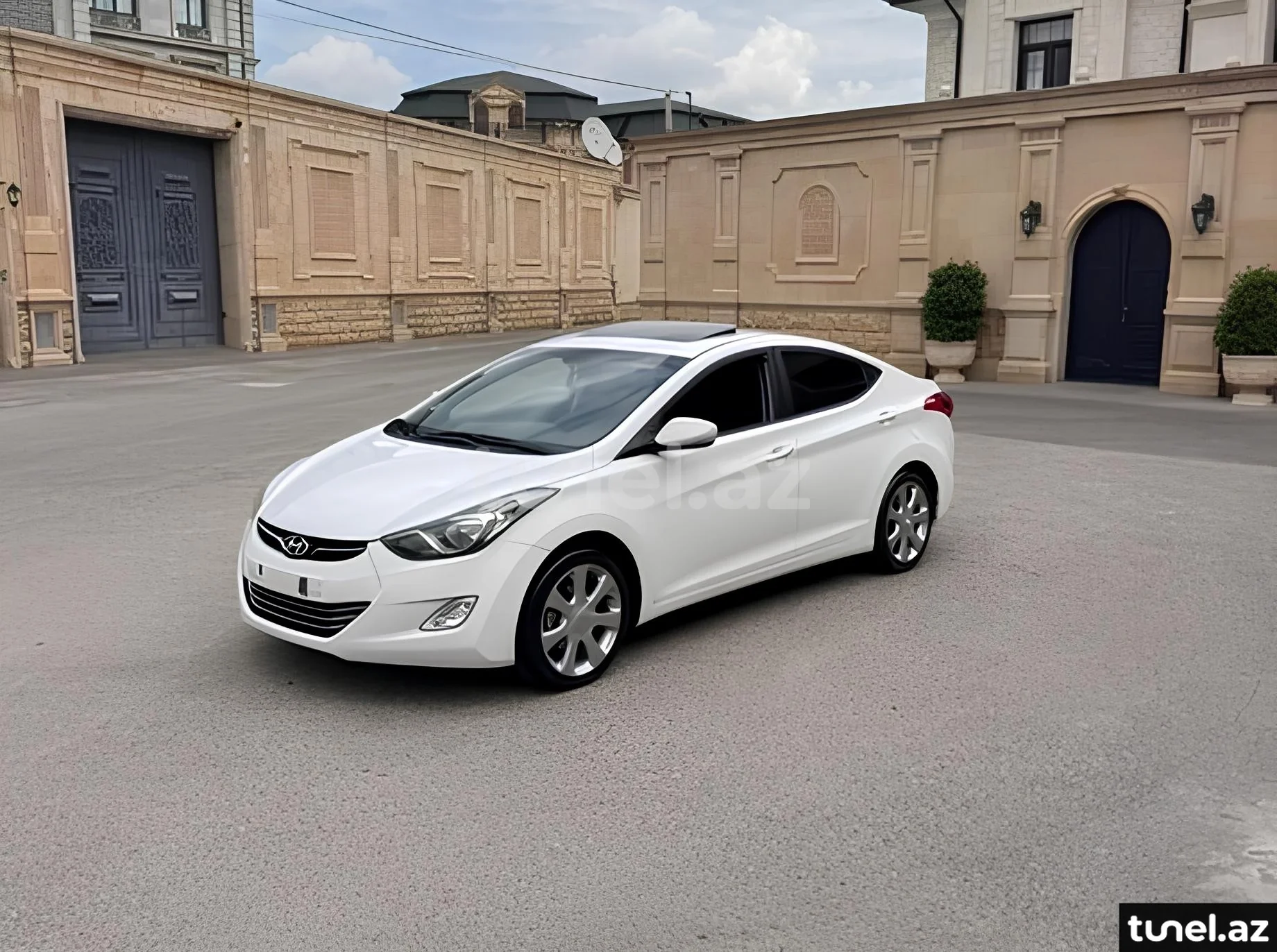 Hyundai Elantra 2013