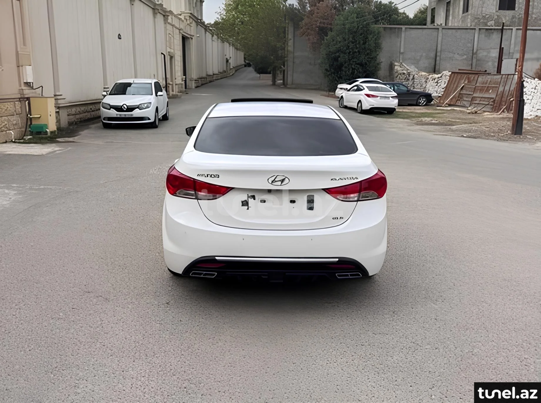 Hyundai Elantra 2013