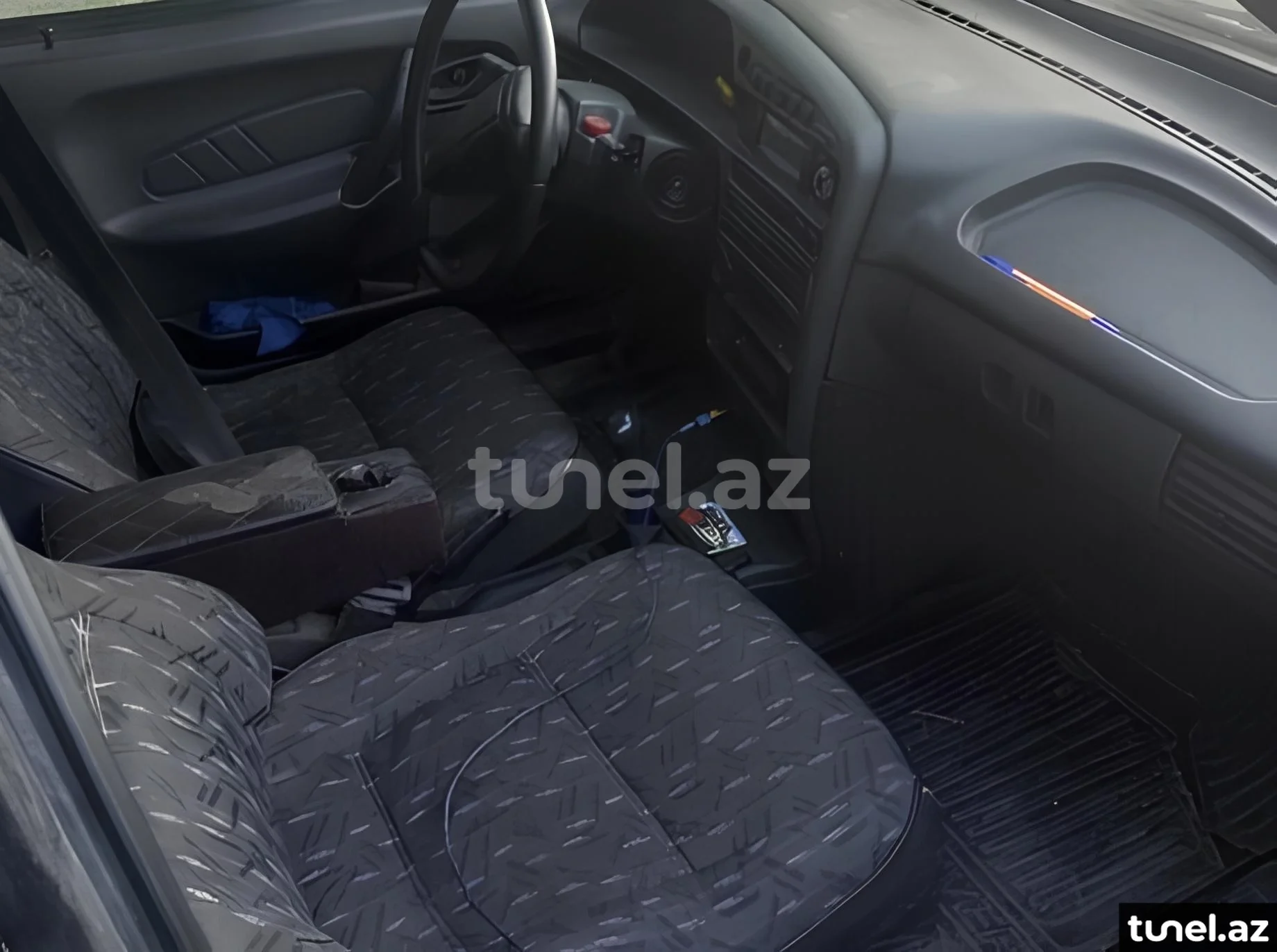 LADA (VAZ) 21099 2001