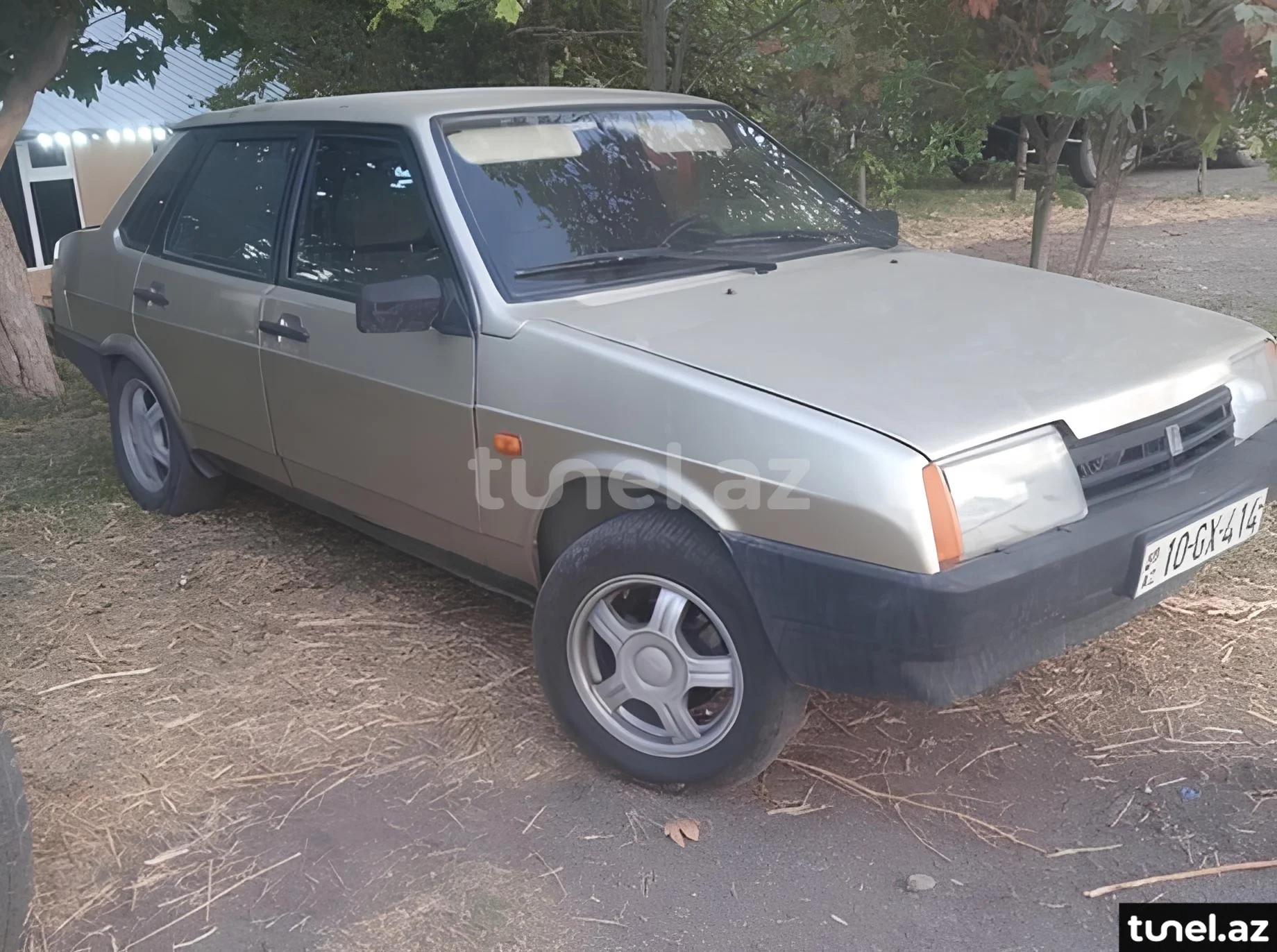 LADA (VAZ) 21099 2001