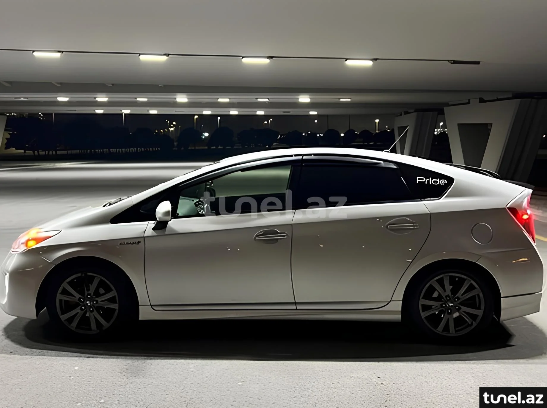 Toyota Prius 2015