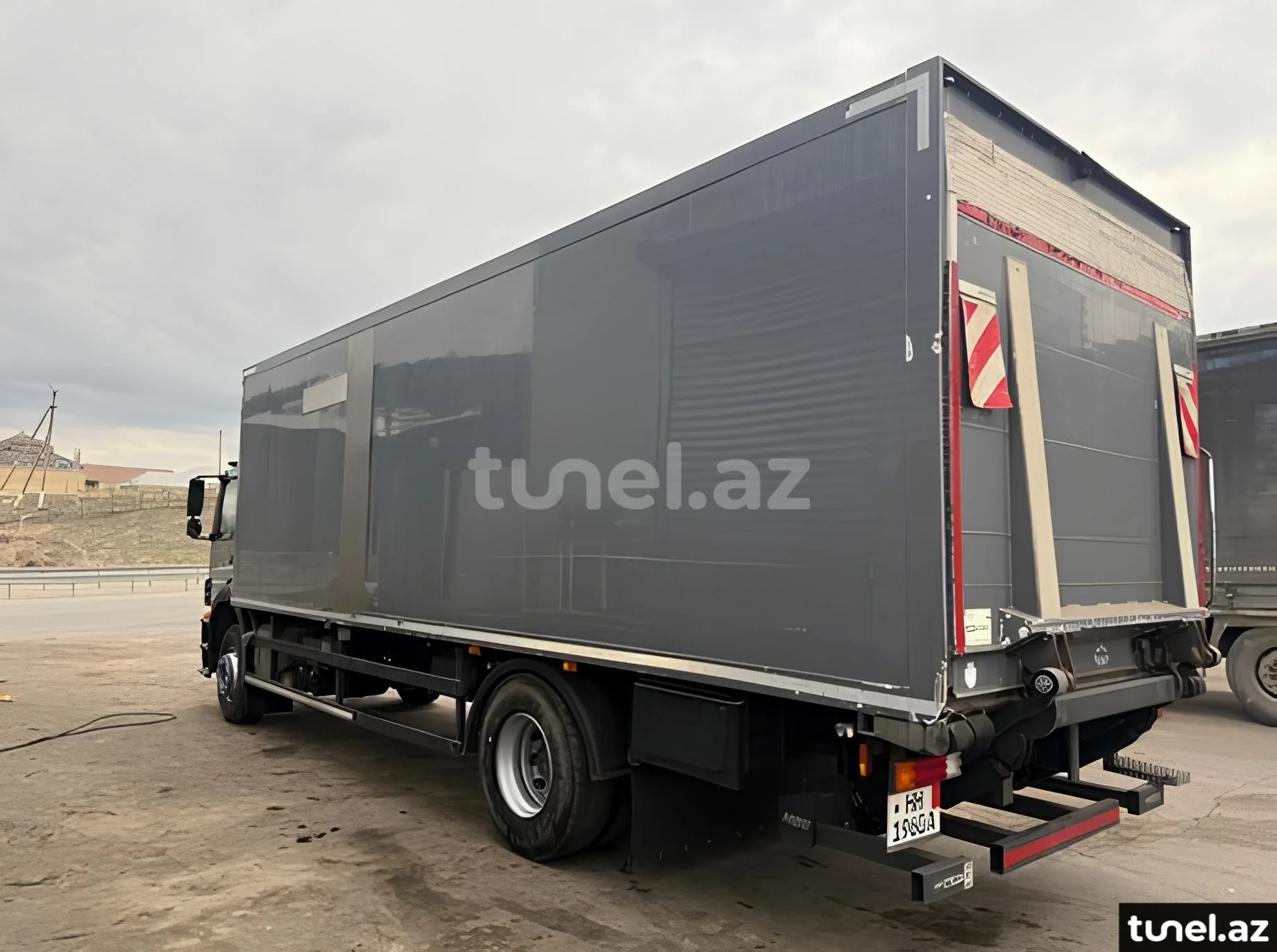 Mercedes Axor 1824 2011