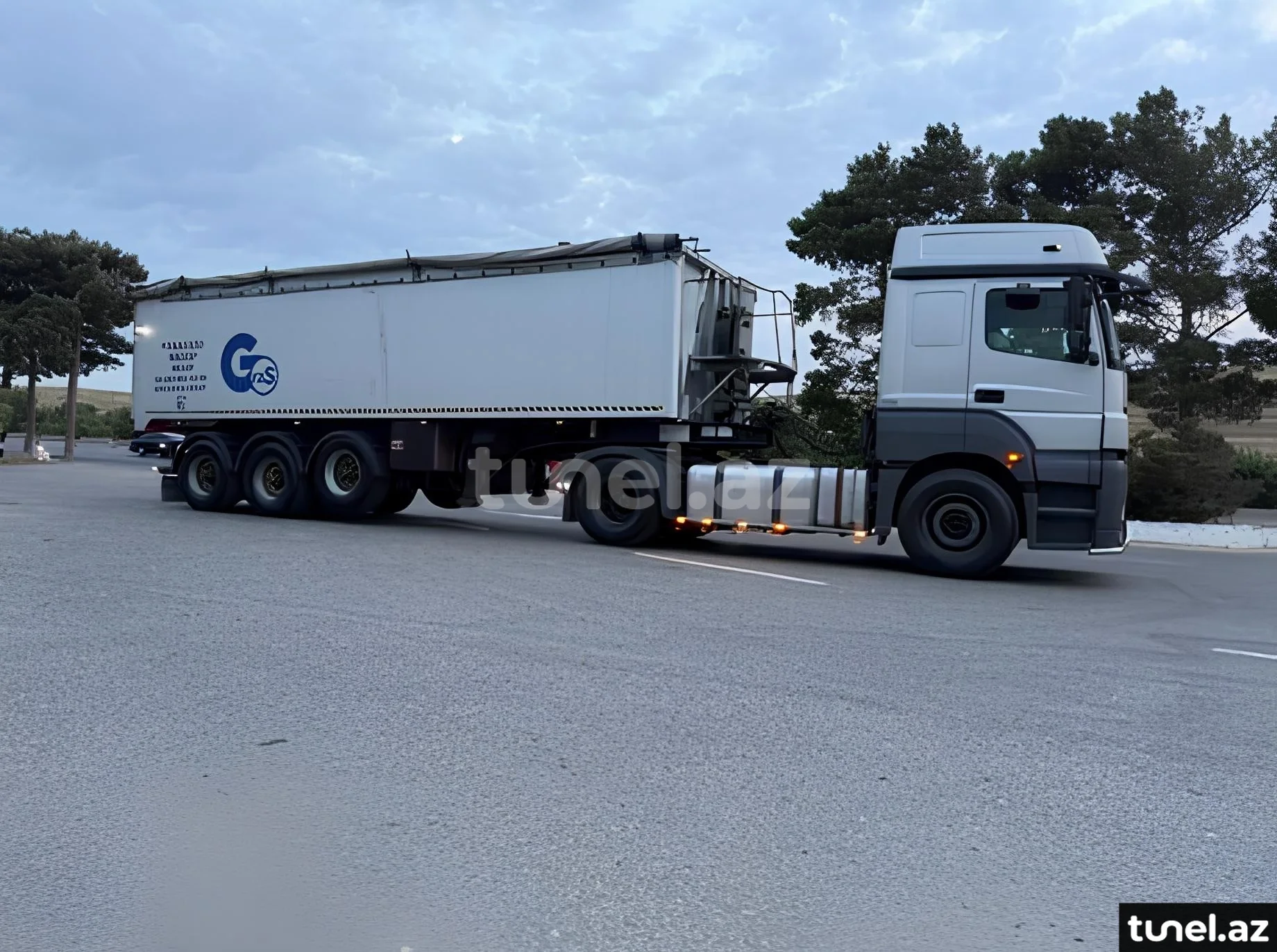 Mercedes Axor 1843 2013