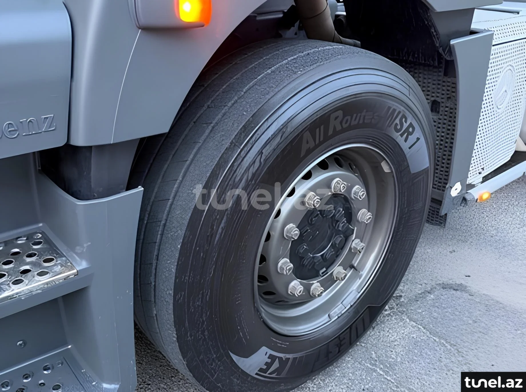 Mercedes Axor 1843 2013