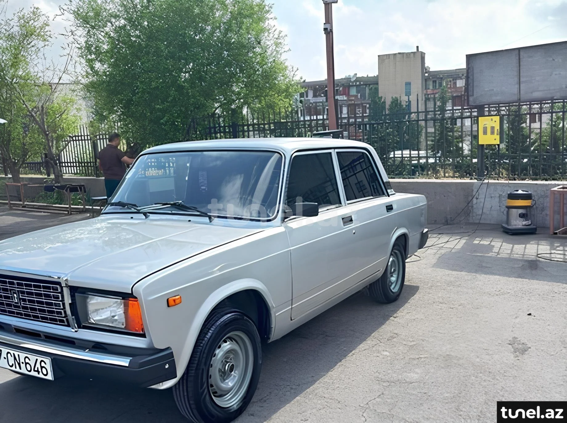 LADA (VAZ) 2107 2010
