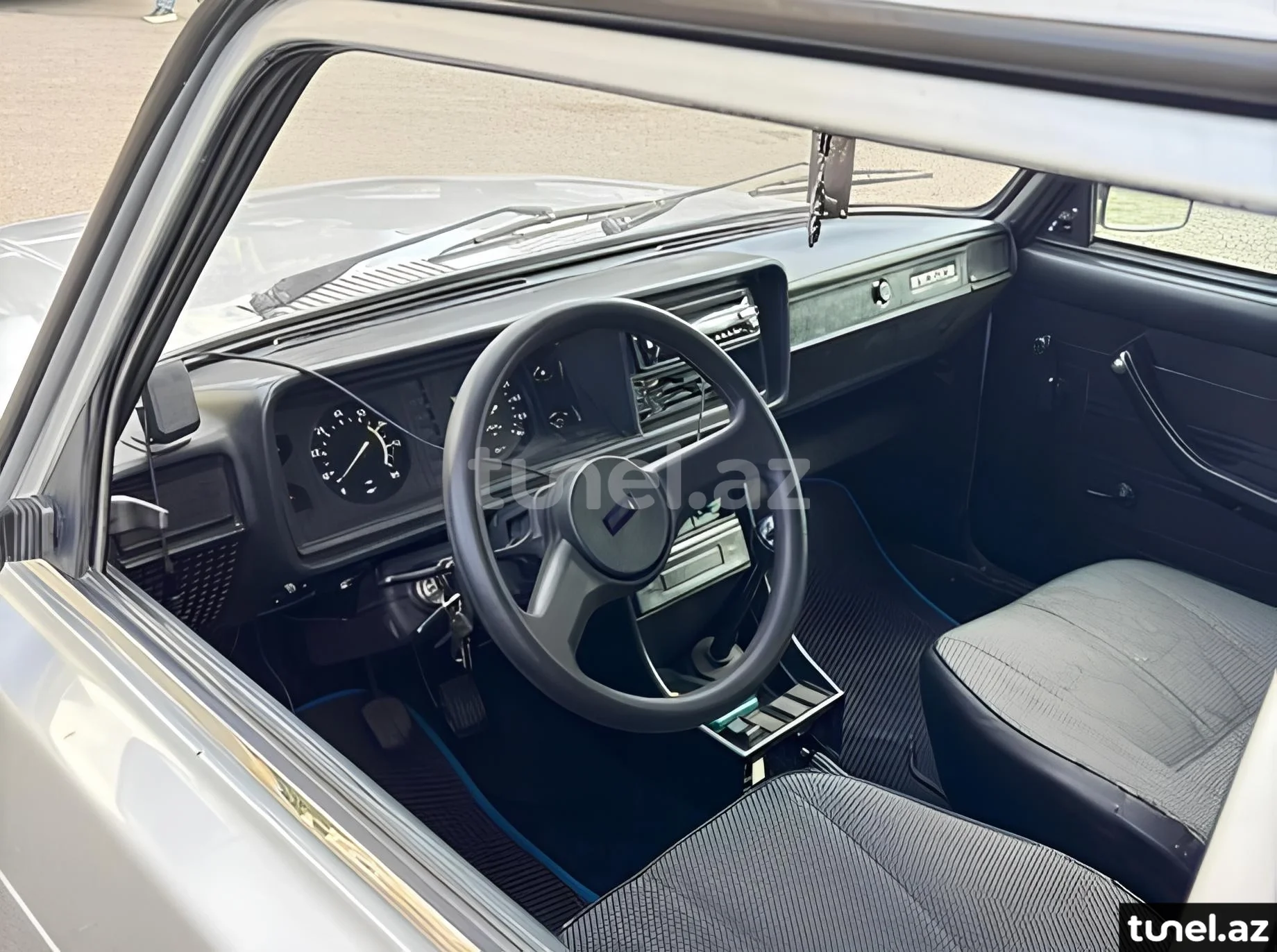 LADA (VAZ) 2107 2010