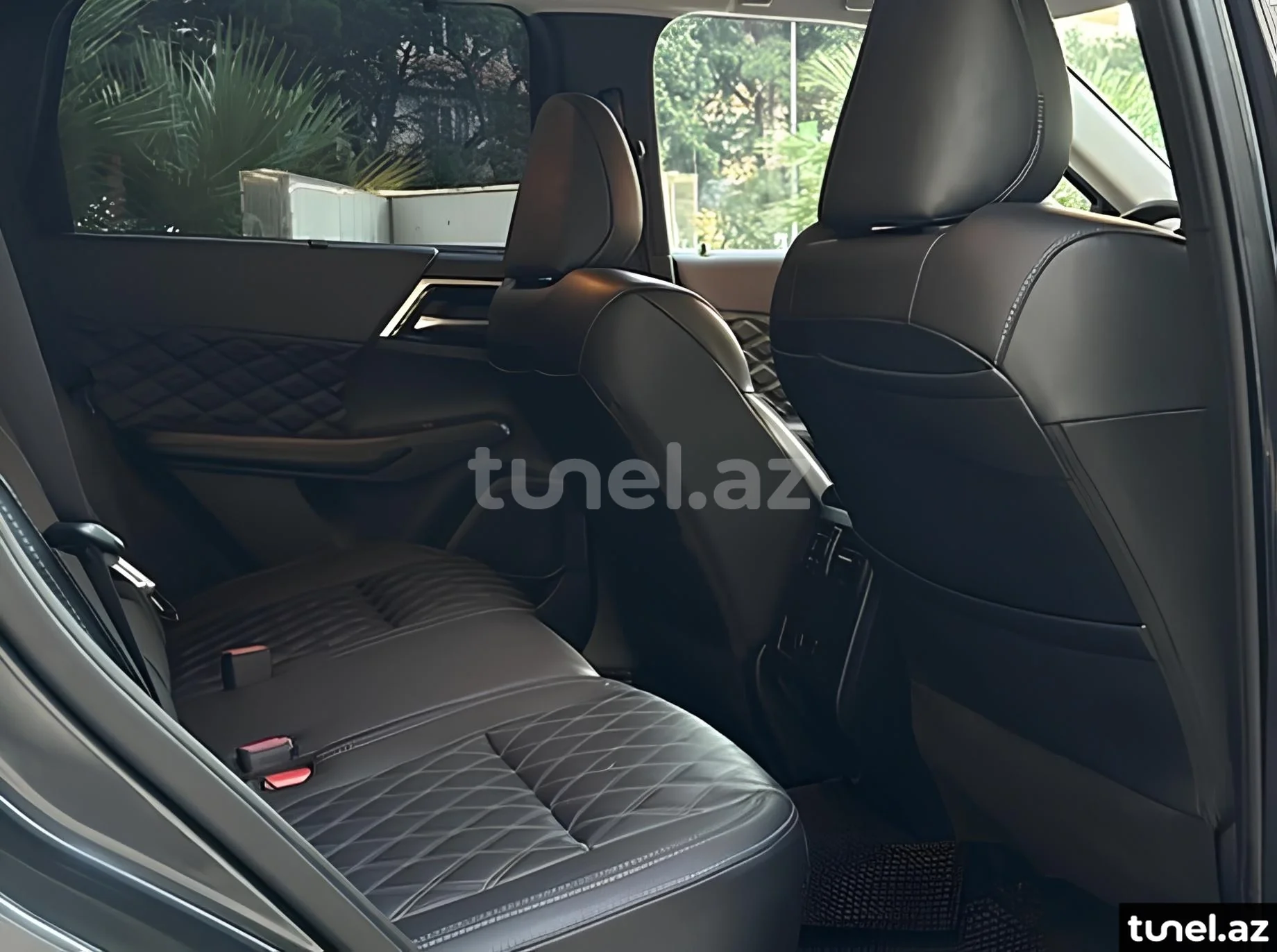 Mitsubishi Outlander 2024