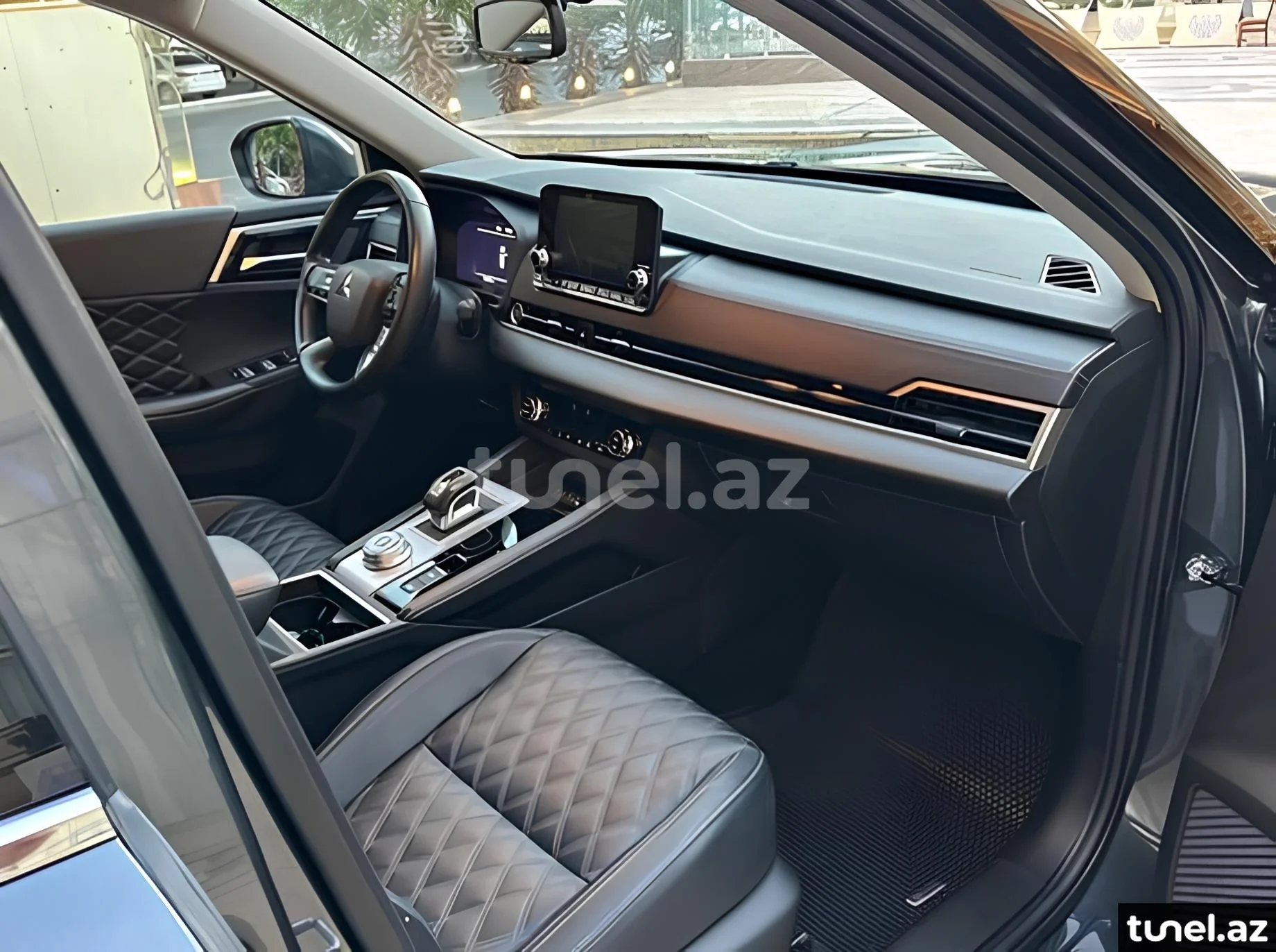 Mitsubishi Outlander 2024
