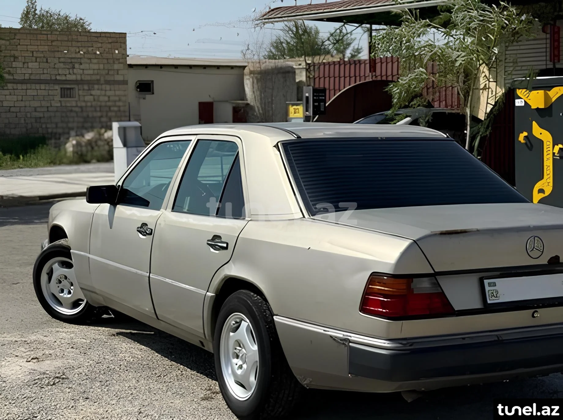 Mercedes 200 1993