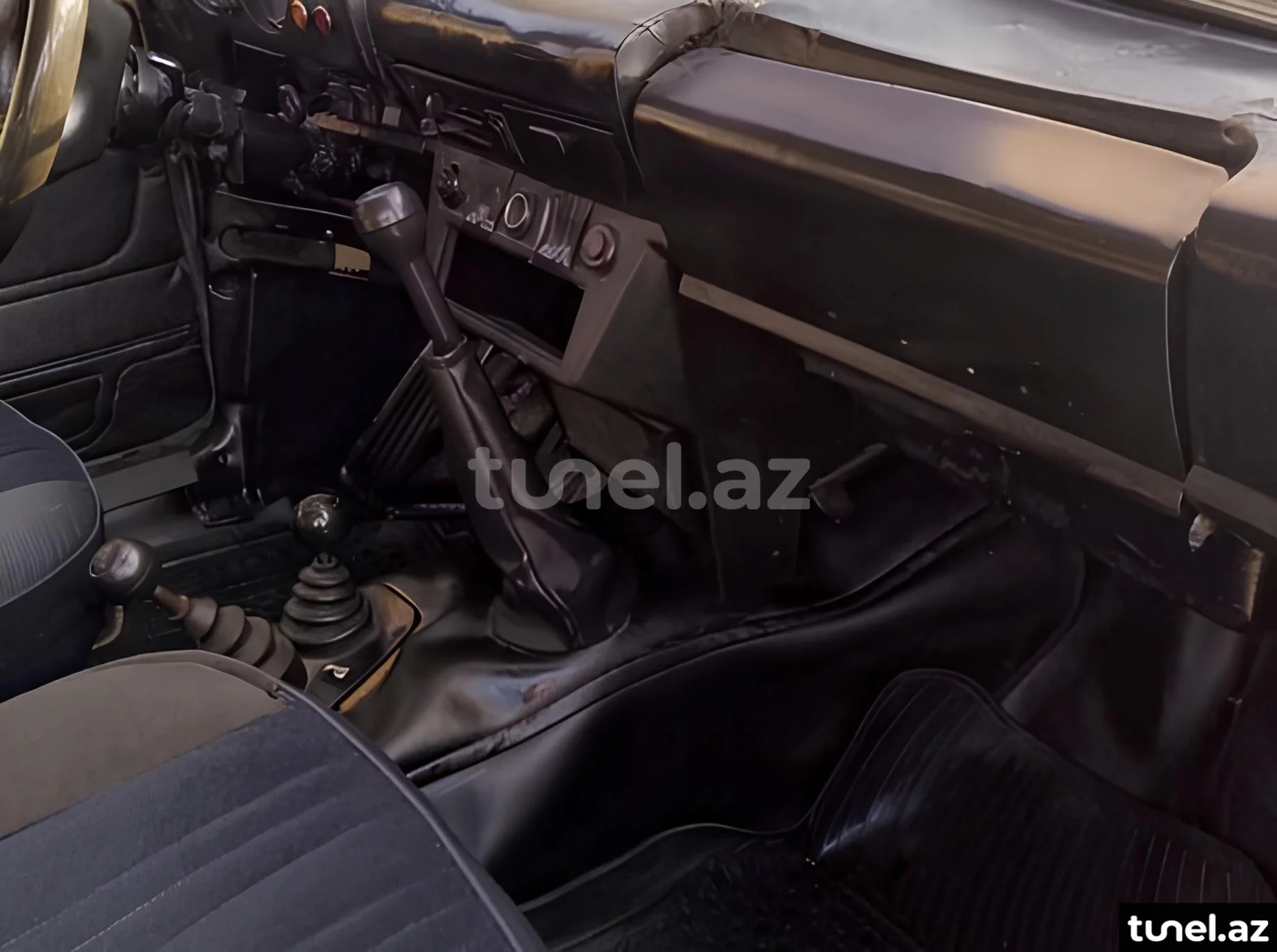 LADA (VAZ) Niva 1995