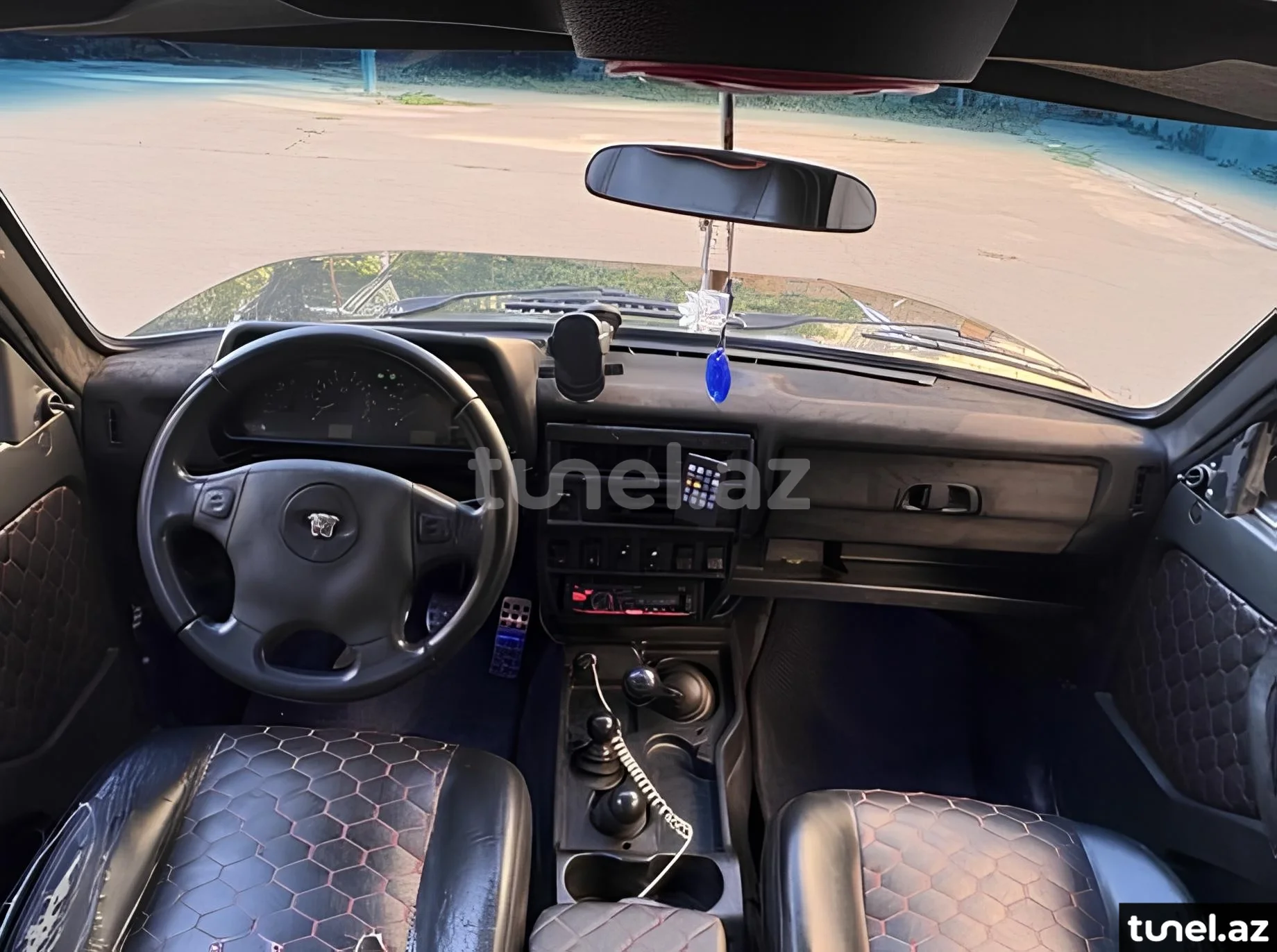 LADA (VAZ) Niva 2012