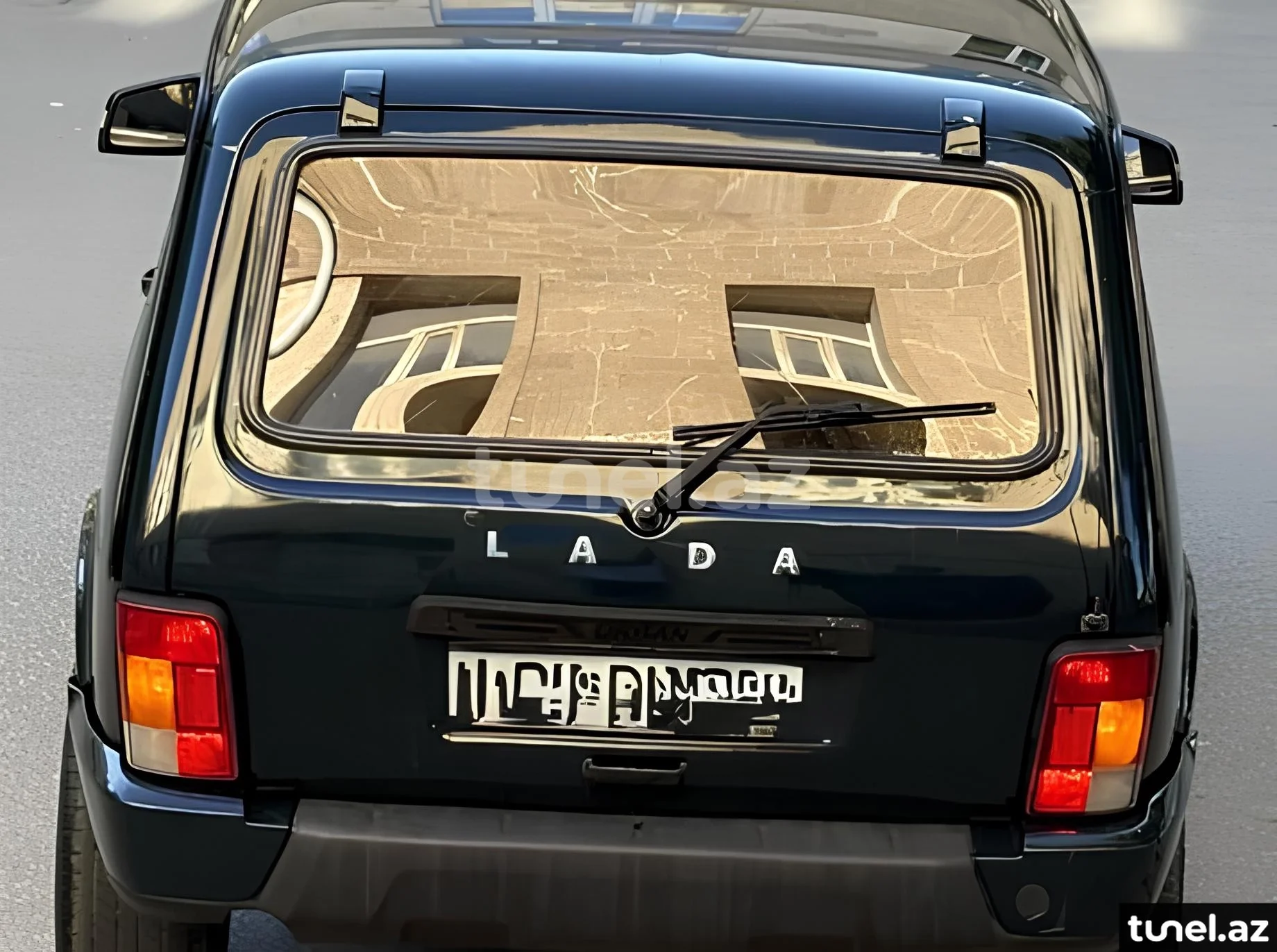 LADA (VAZ) Niva 2012