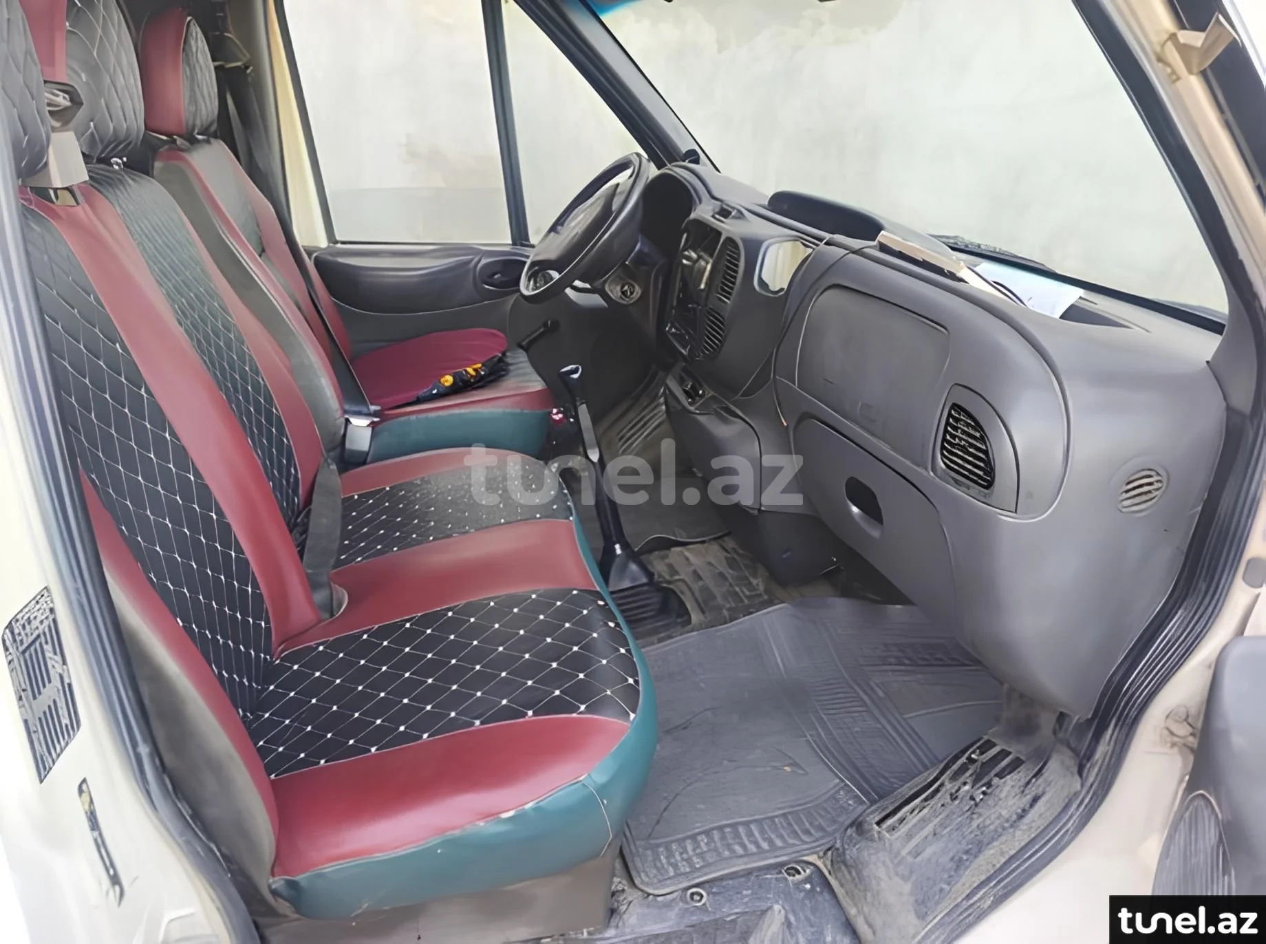 Ford Transit 2001