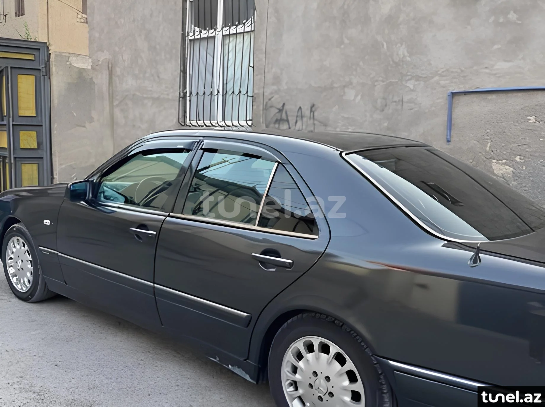Mercedes E 220 1995