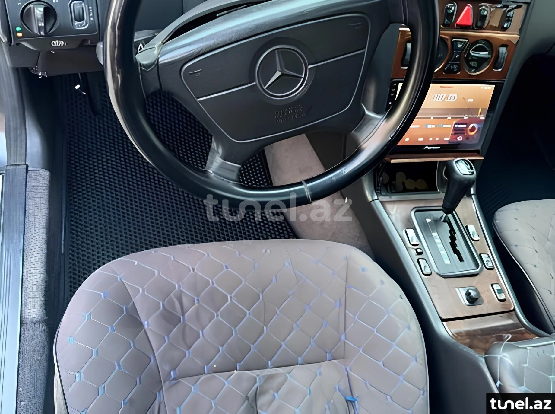 Mercedes E 220 1995