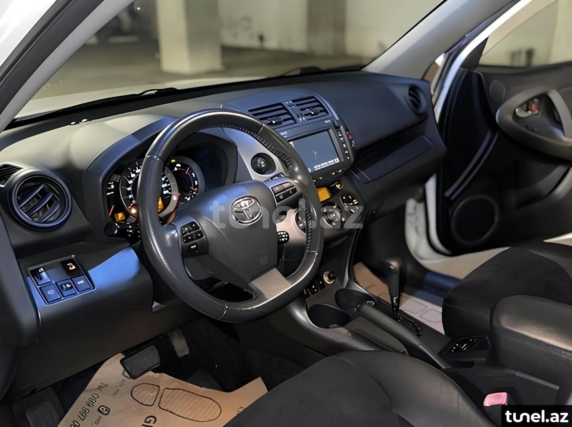 Toyota RAV4 2010