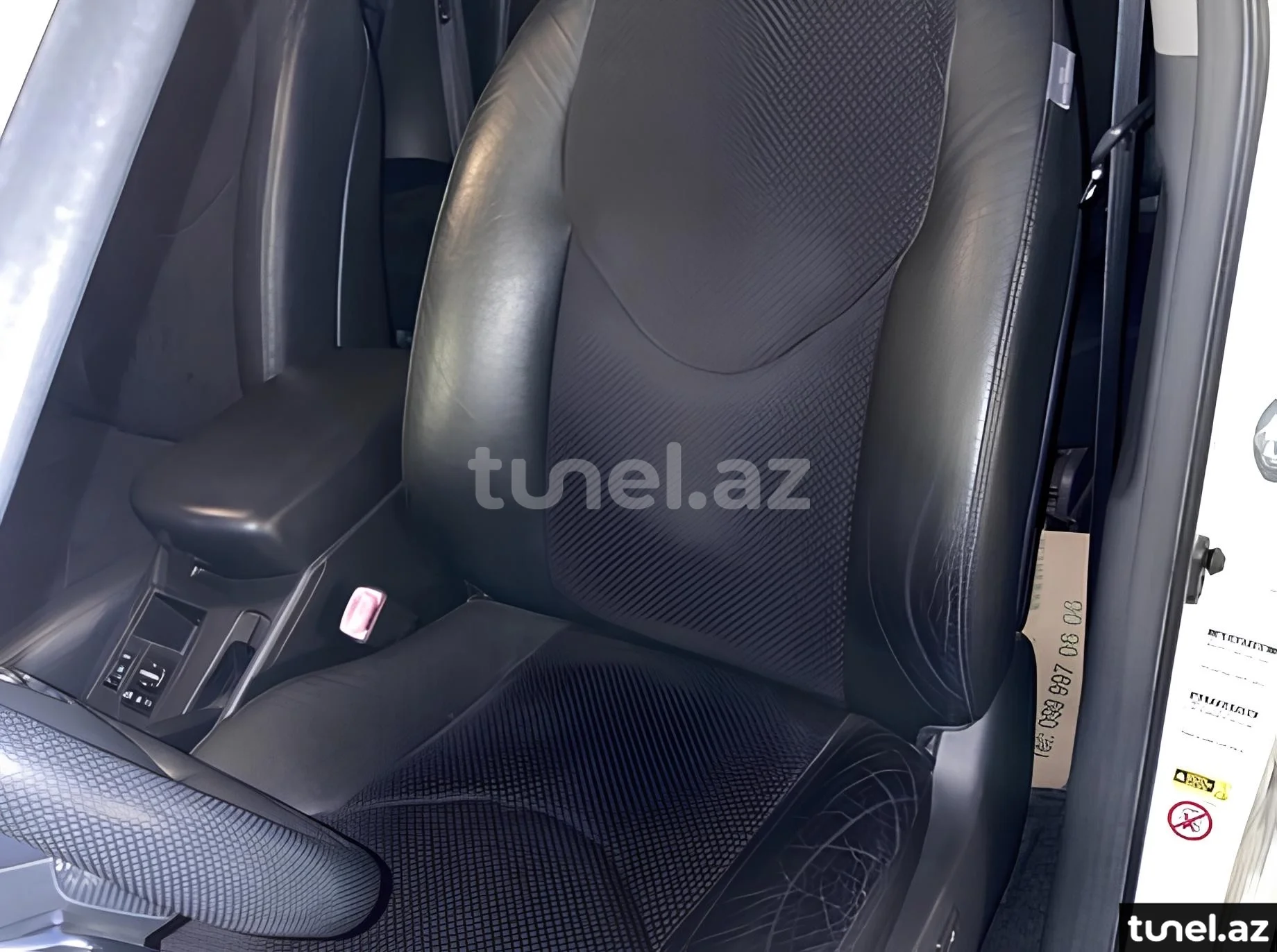 Toyota RAV4 2010