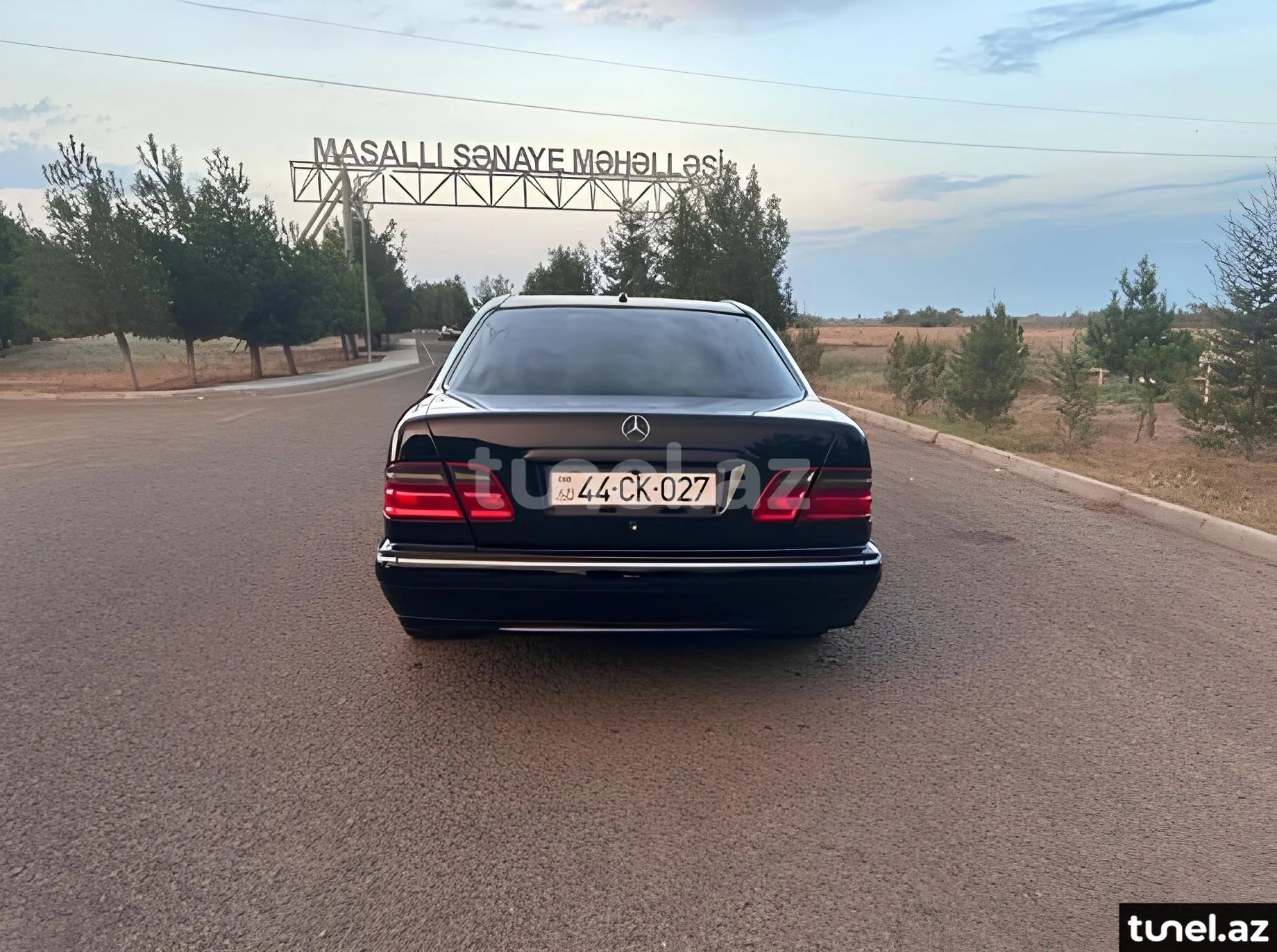 Mercedes E 240 2001