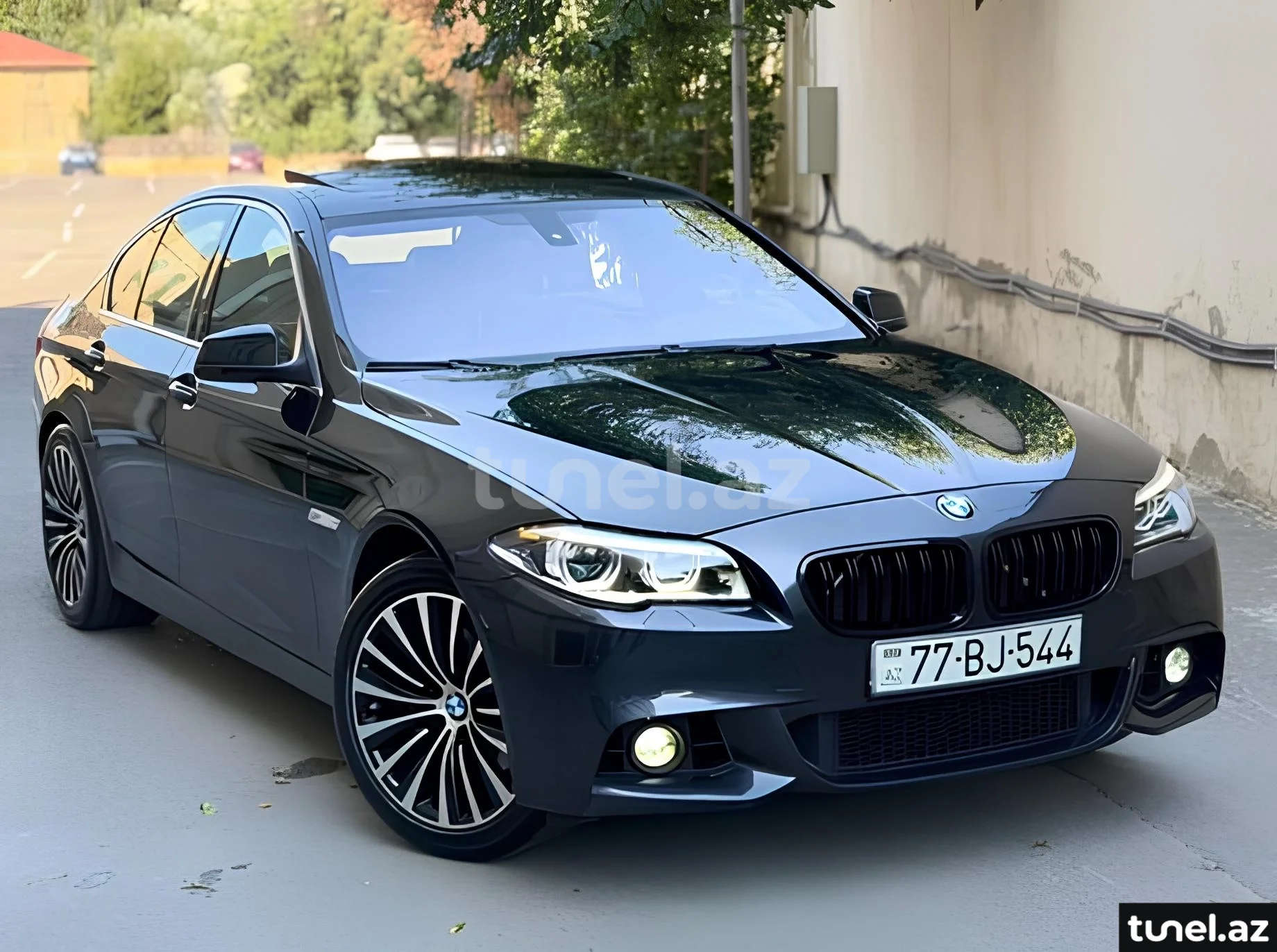 BMW 528 2011