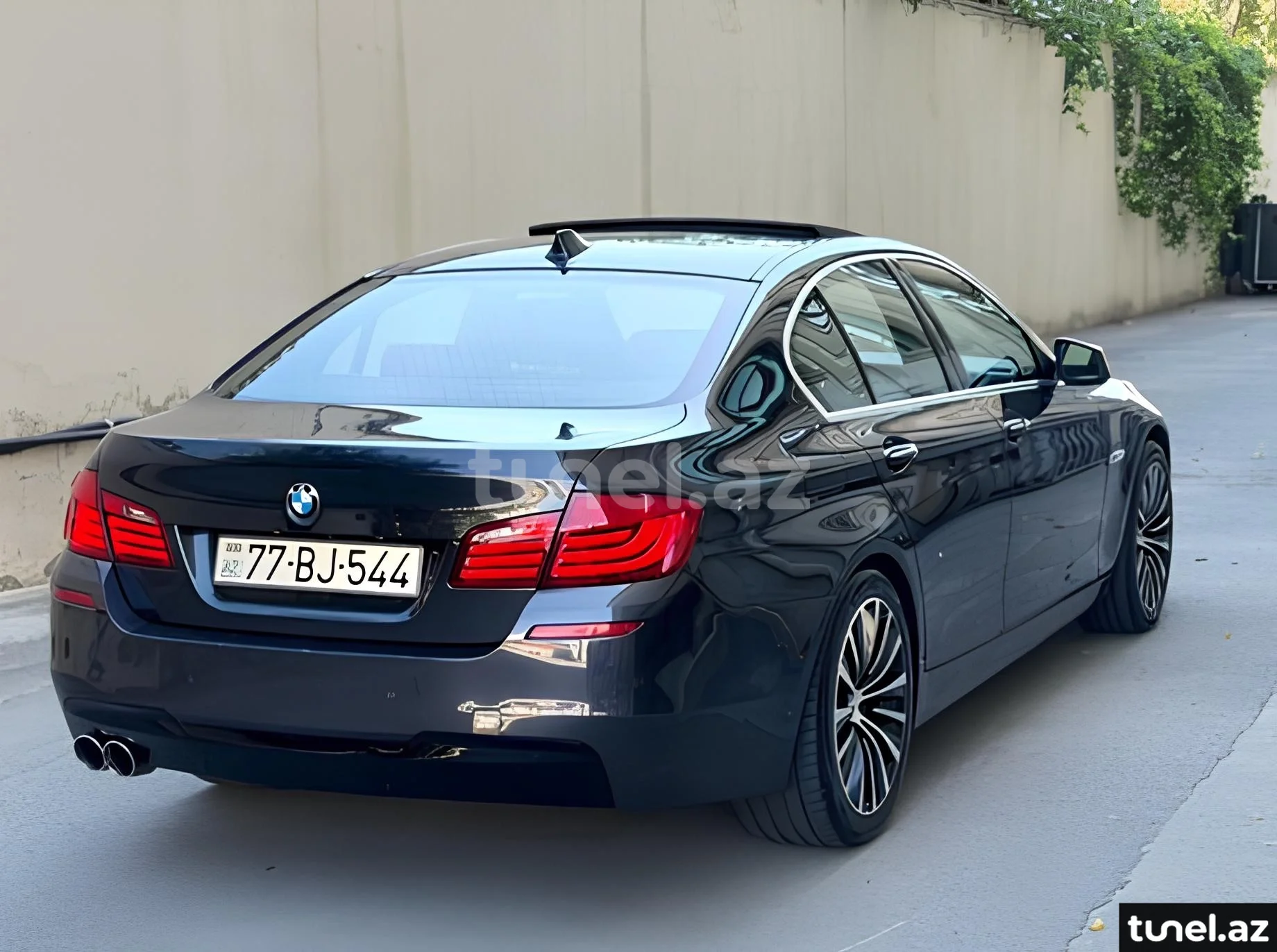 BMW 528 2011