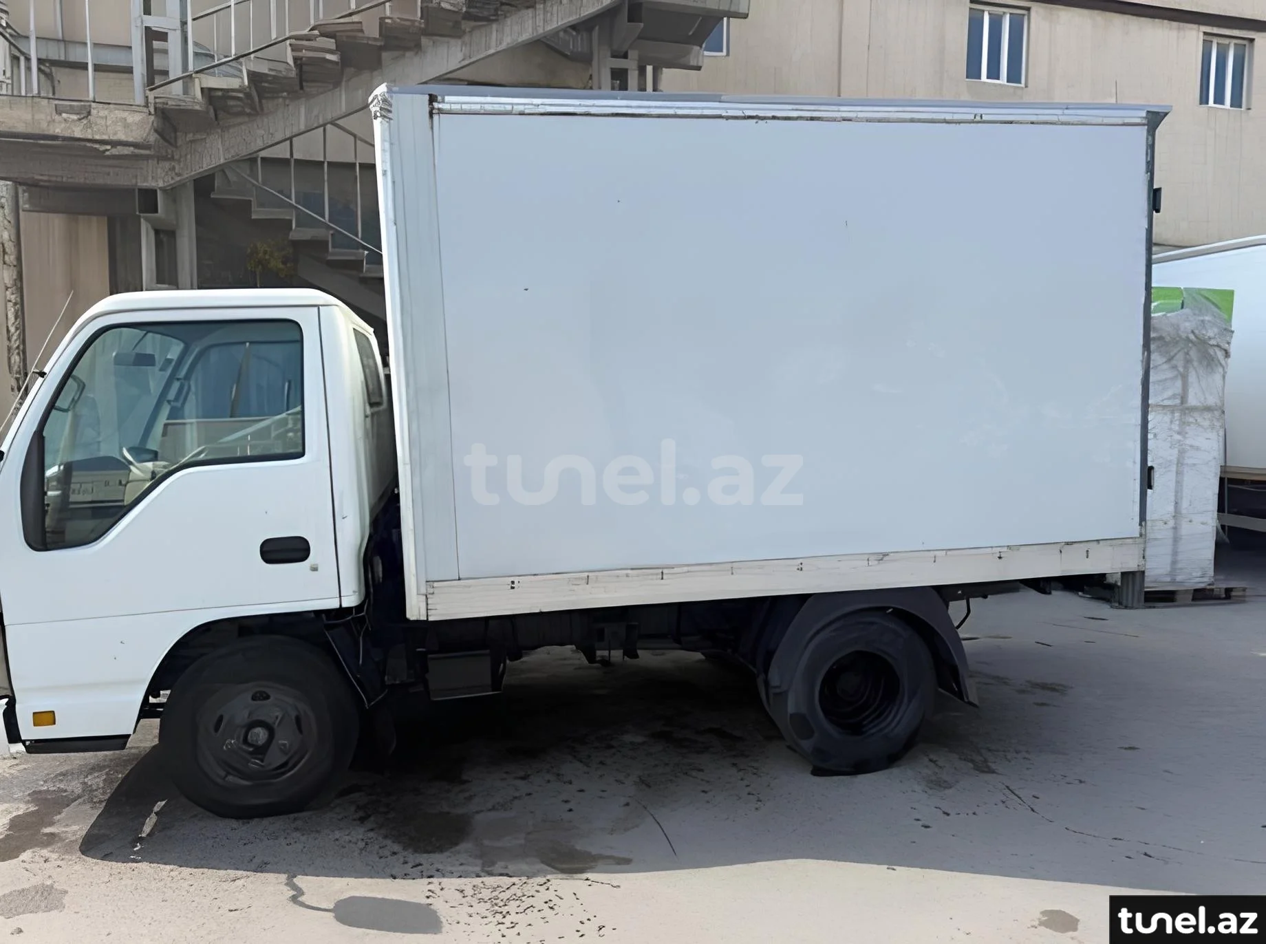 Isuzu NKR 55 L 2008