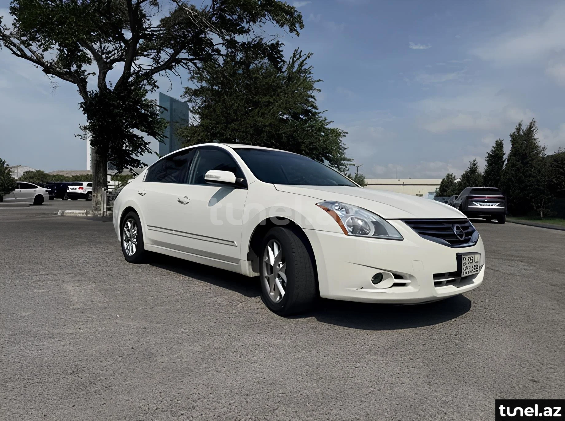 Nissan Altima 2012