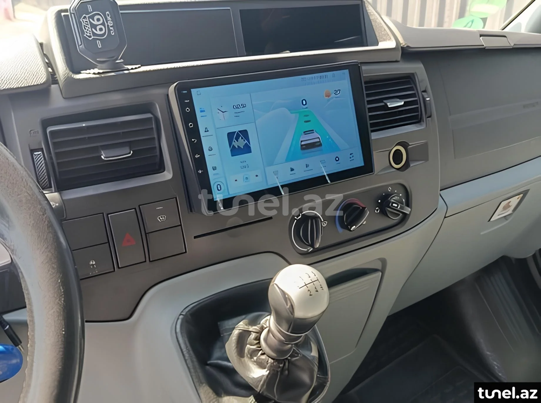 Ford Transit 2011