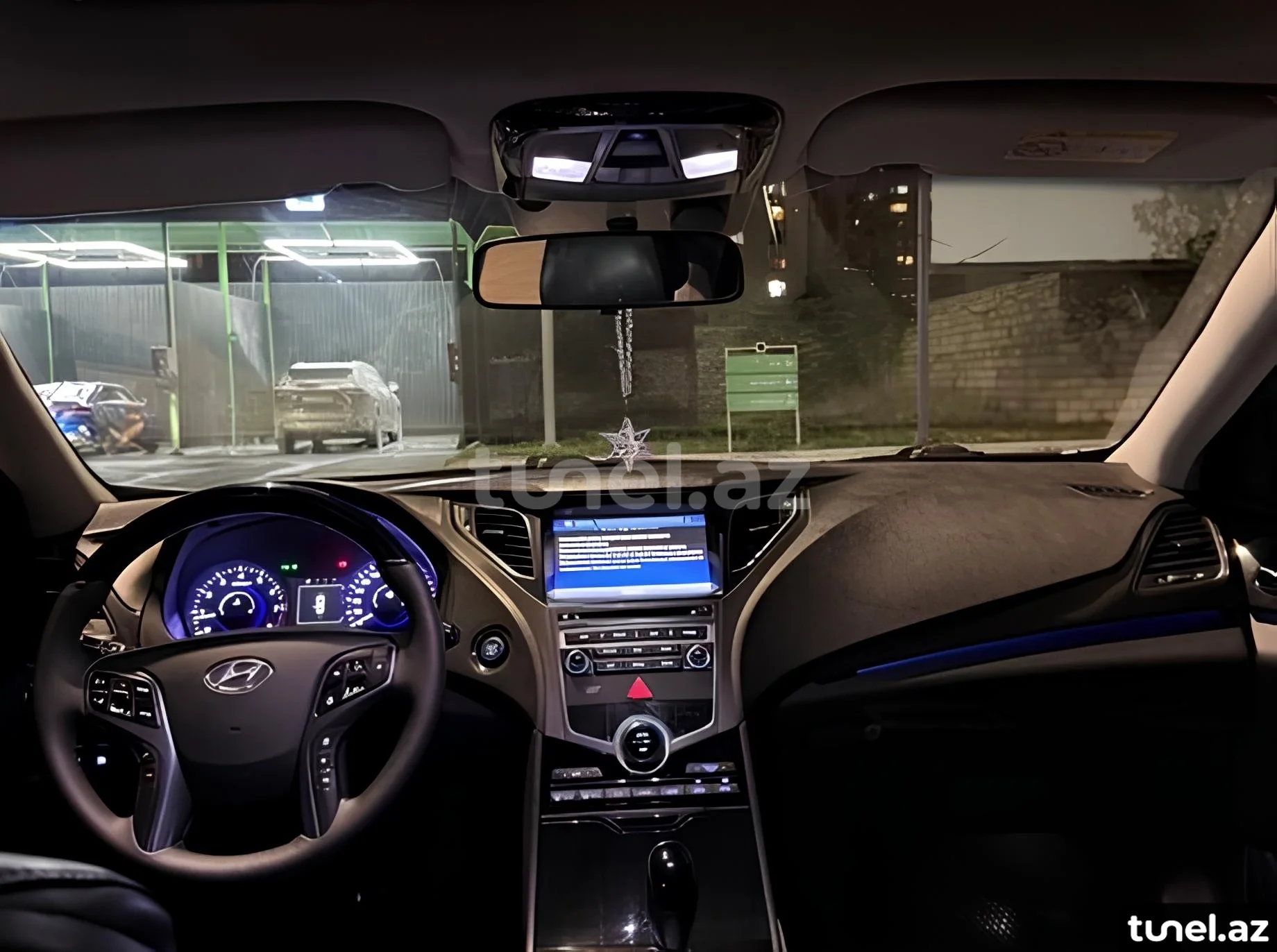 Hyundai Grandeur 2015