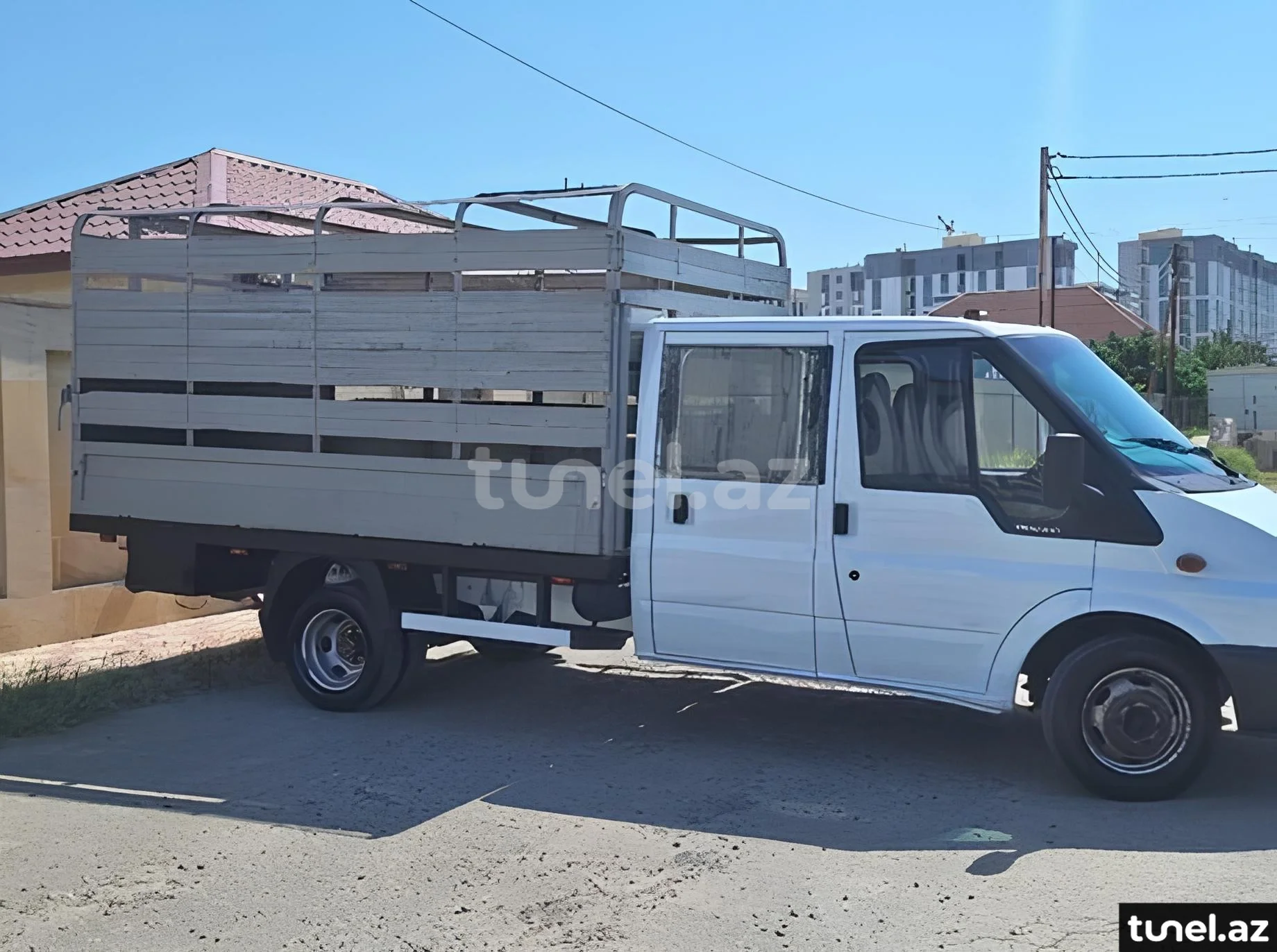 Ford Transit 2000
